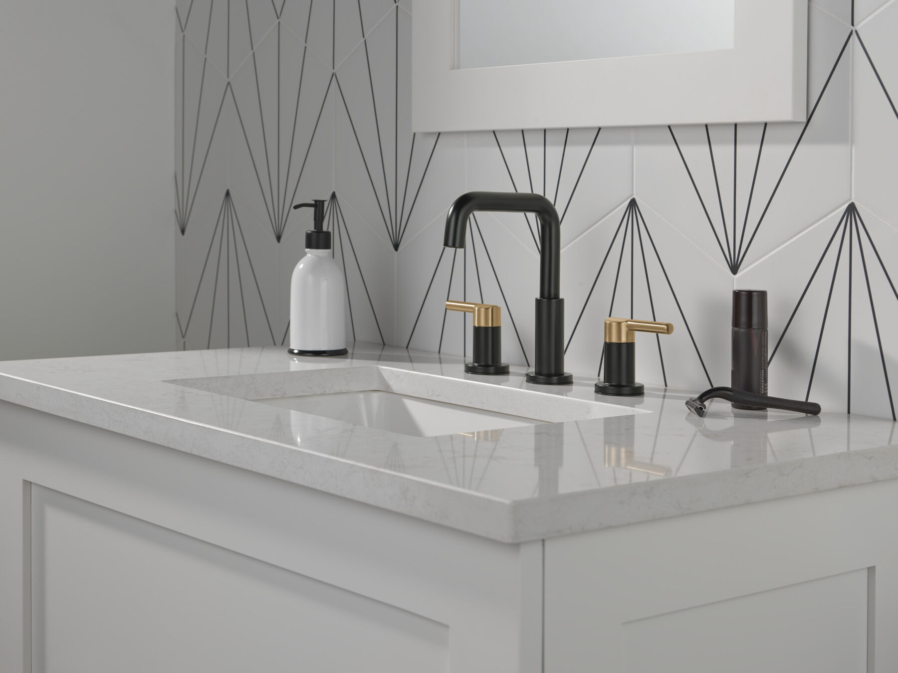 Two Handle Widespread Bathroom Faucet