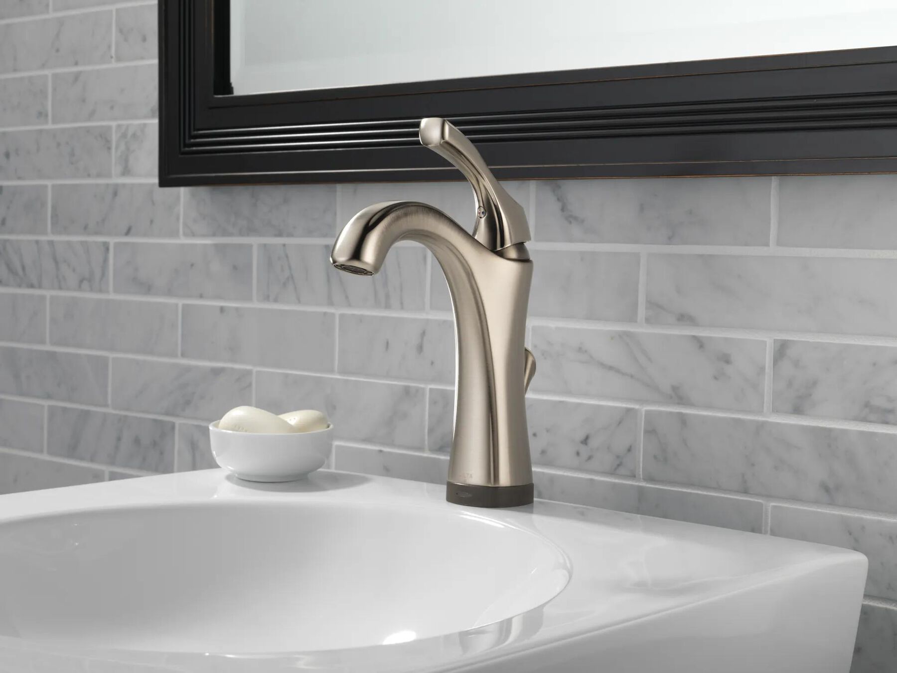 Single Handle Bathroom Faucet with Touch<sub>2</sub>O.xt&reg; Technology