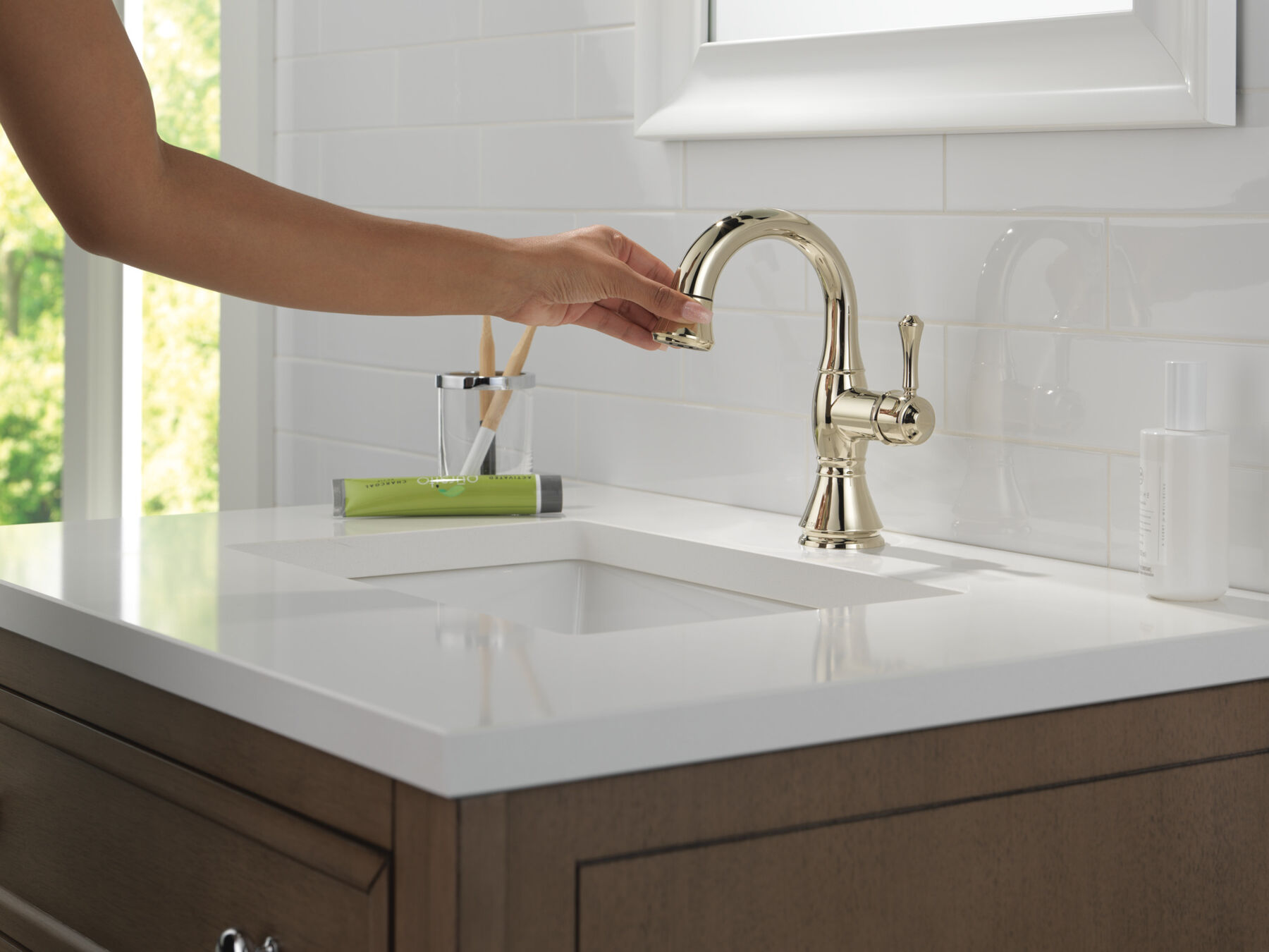 Single Handle Pull Down Bathroom Faucet