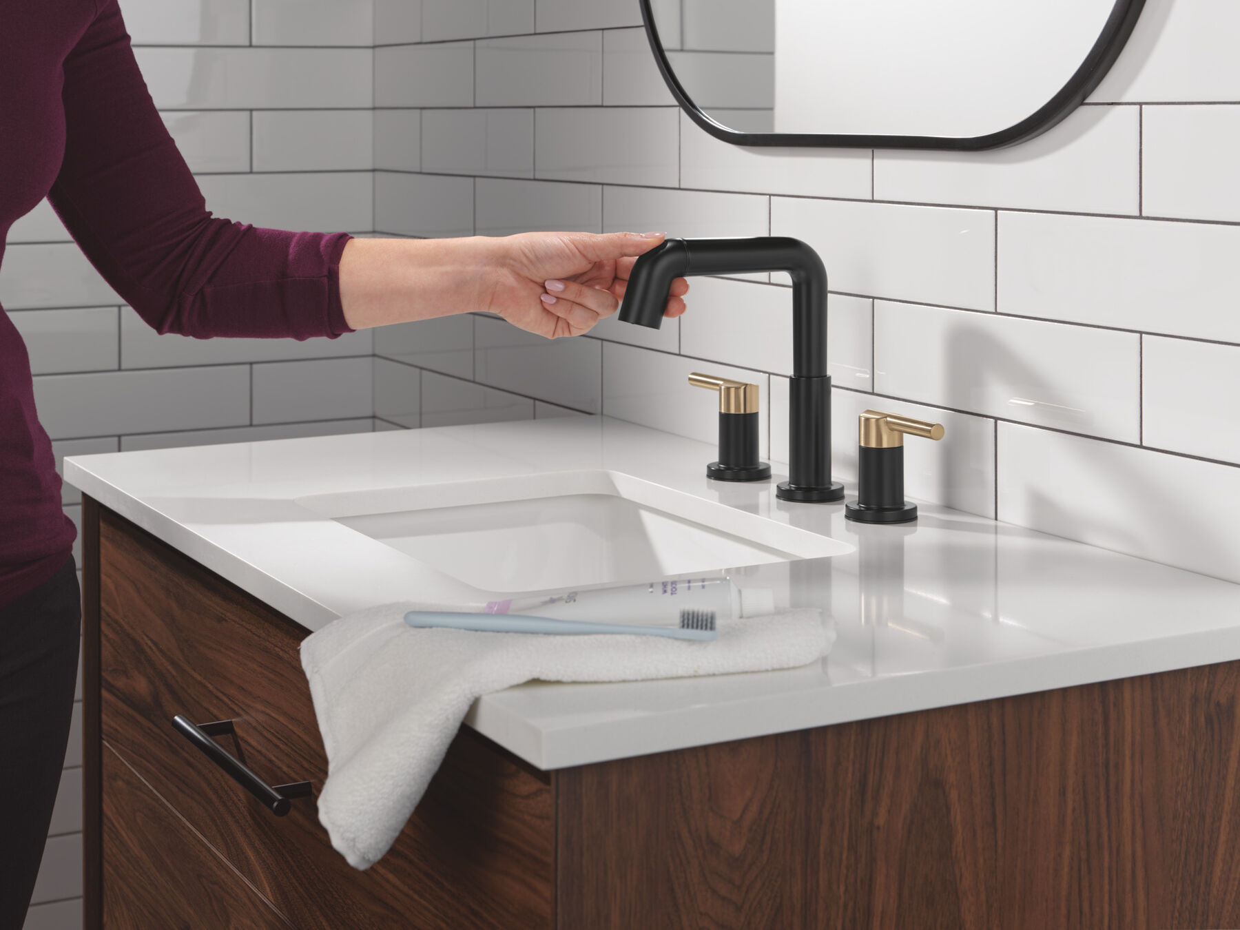 Two Handle Widespread Pull-Down Bathroom Faucet
