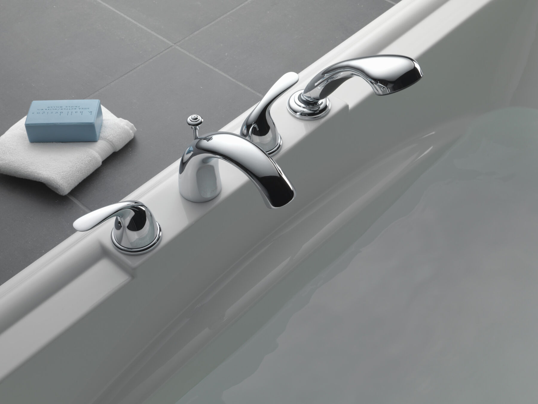 Roman Tub Faucet Trim w/ Hand Shower (Recertified)