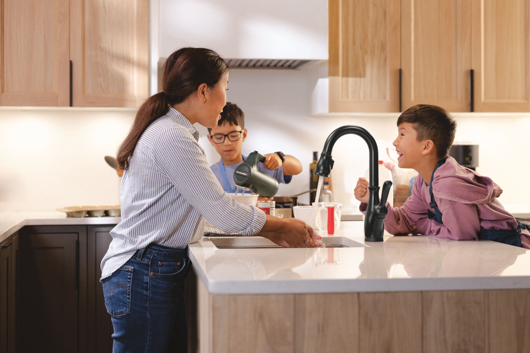 Touch2O&reg; Bar / Prep Faucet with Touchless Technology