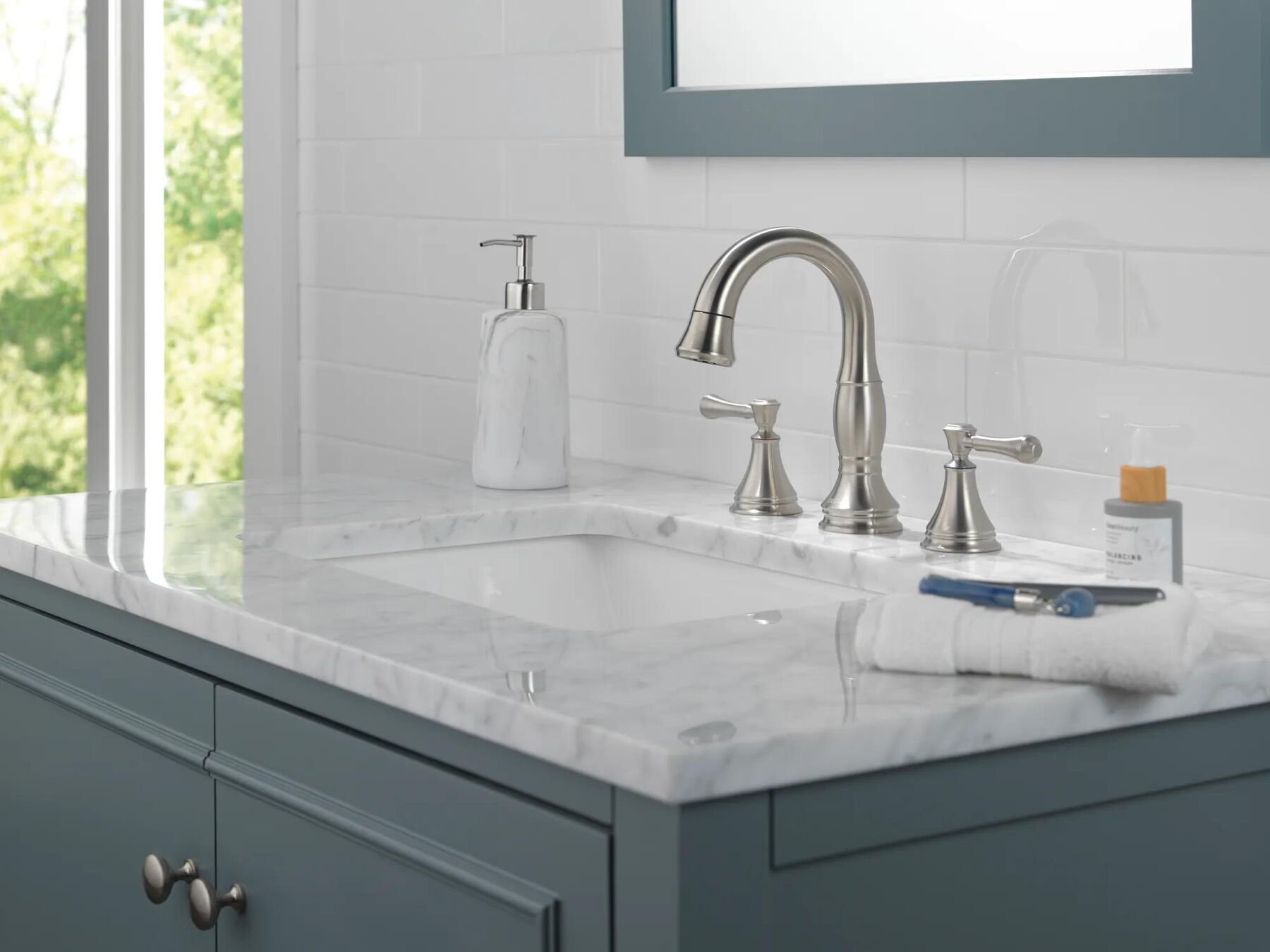 Two Handle Widespread Pull Down Bathroom Faucet