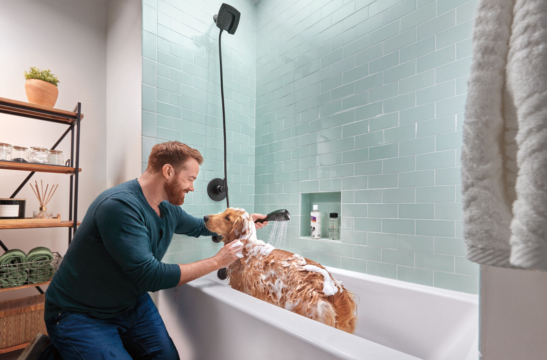 H<sub>2</sub>Okinetic&reg; In2ition&reg; 5-Setting Two-in-One Shower