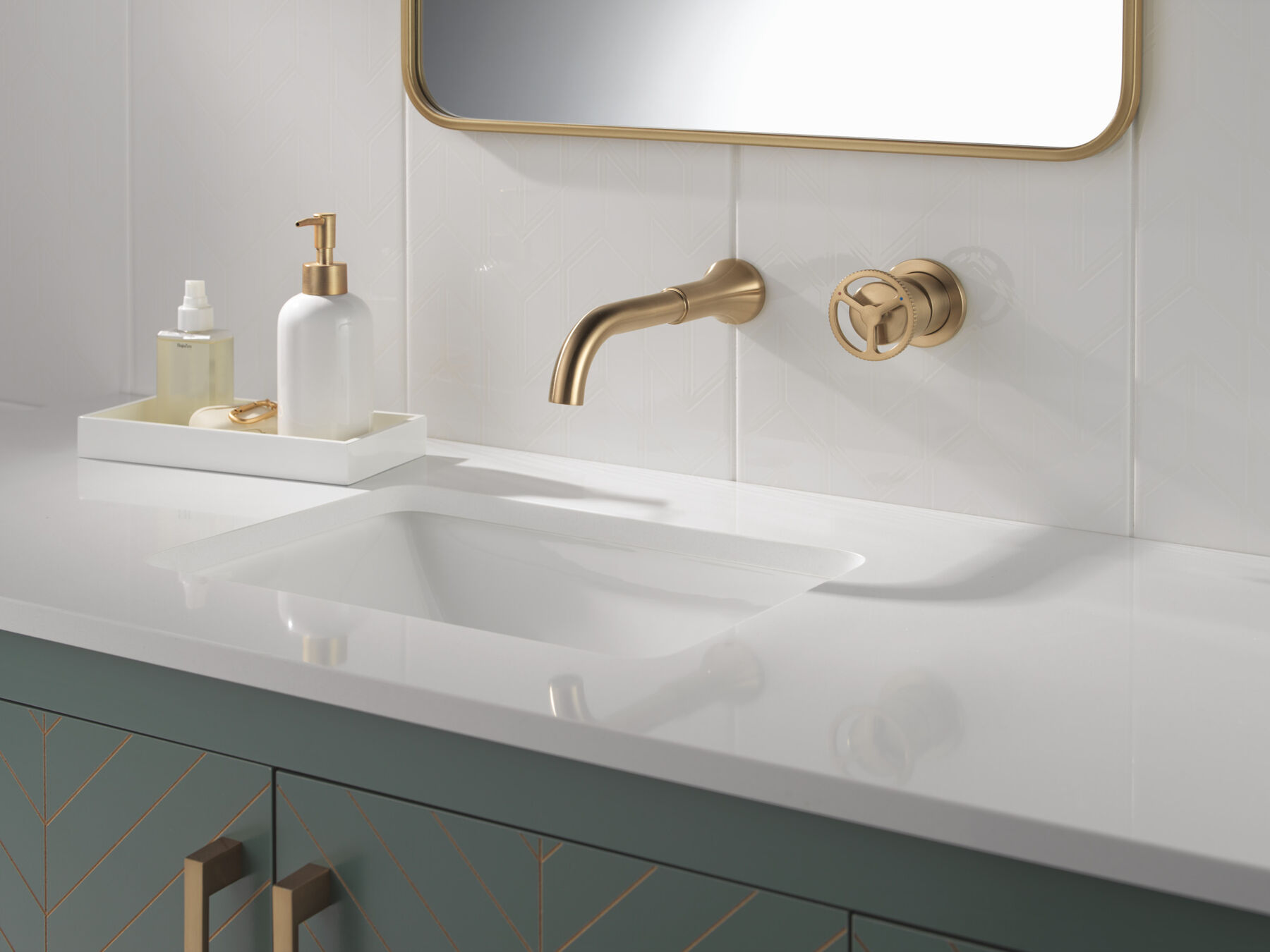 Single Handle Wall Mount Bathroom Faucet Trim