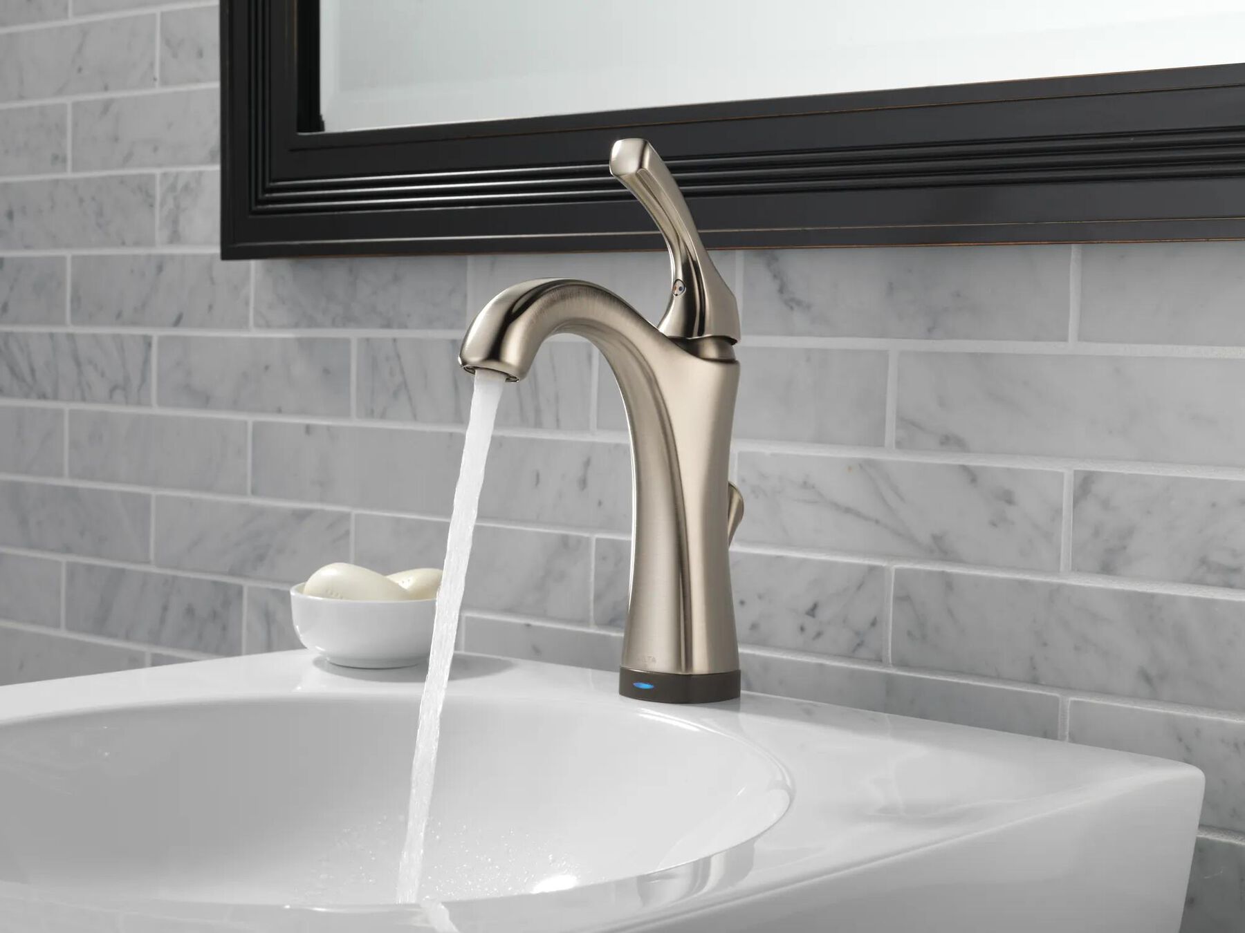 Single Handle Bathroom Faucet with Touch<sub>2</sub>O.xt&reg; Technology