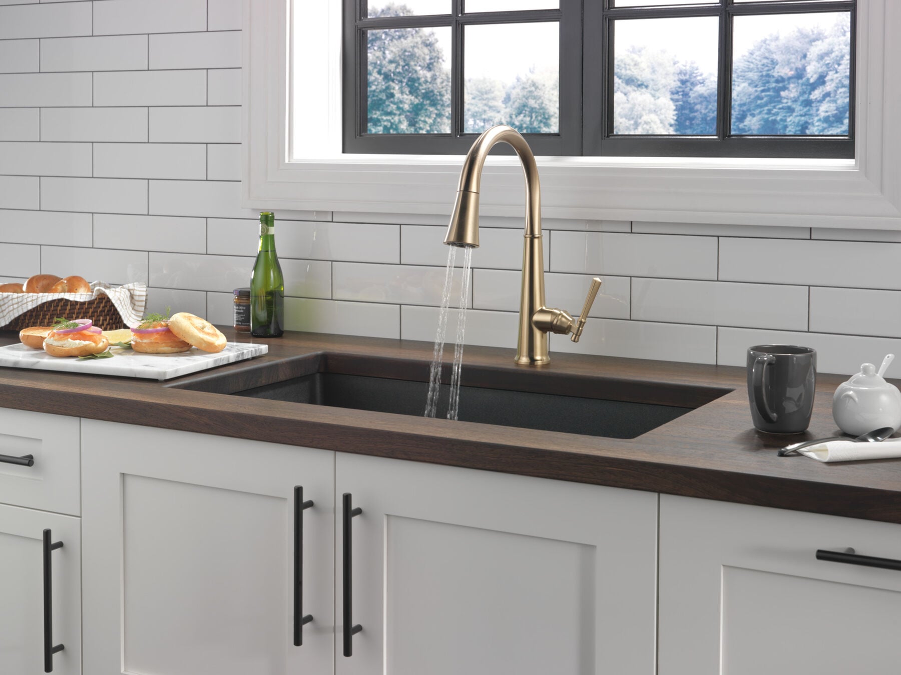 Single Handle Pull-Down Kitchen Faucet