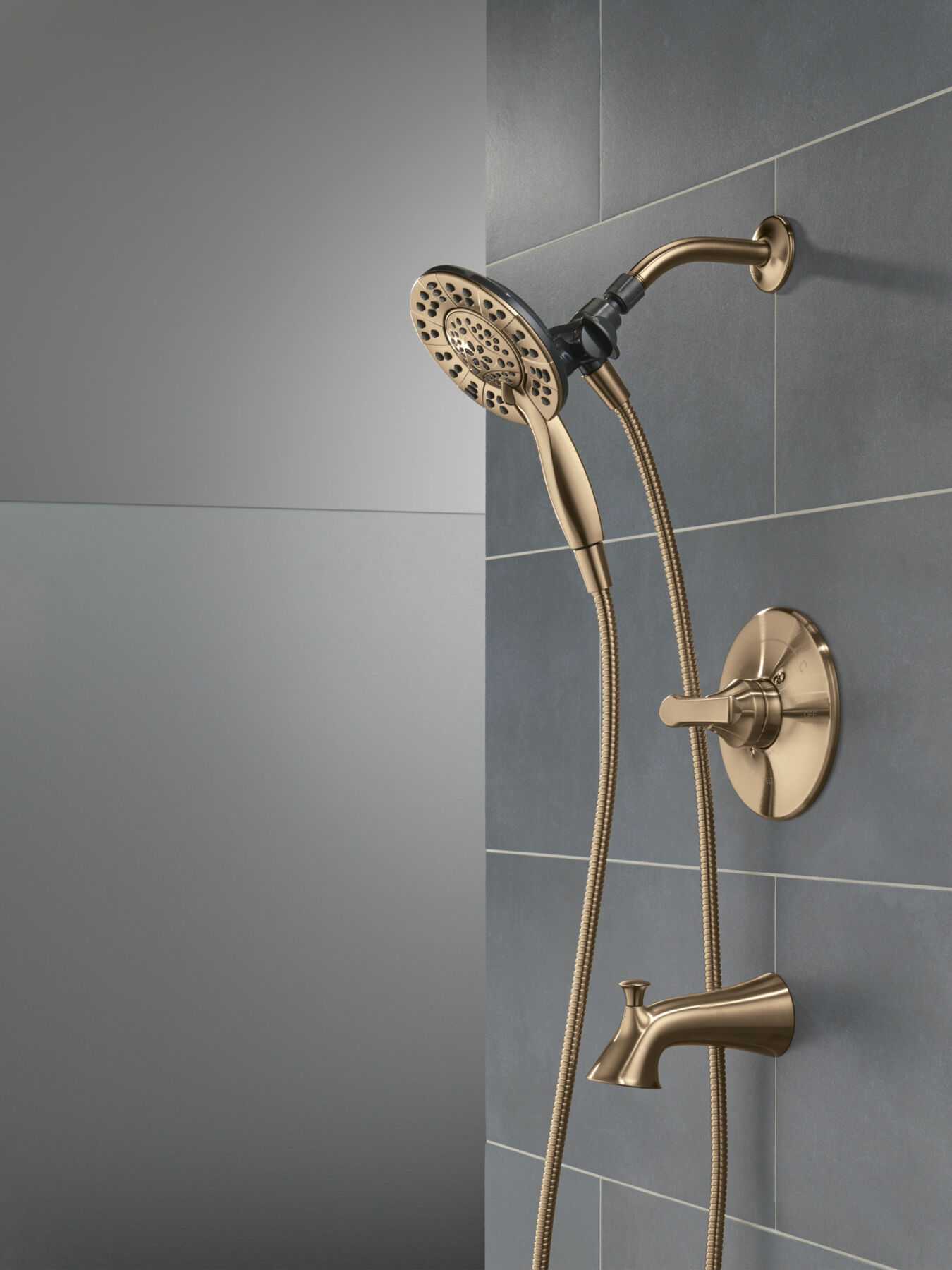 Monitor&reg;&nbsp;14 Series Tub & Shower With In2ition&reg;