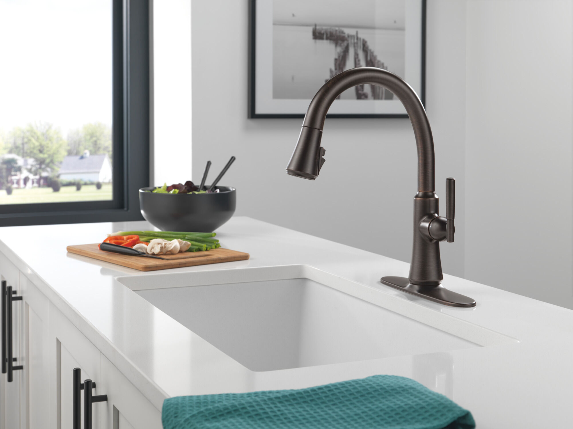Single Handle Pull-Down Kitchen Faucet in Venetian Bronze 9179-RB