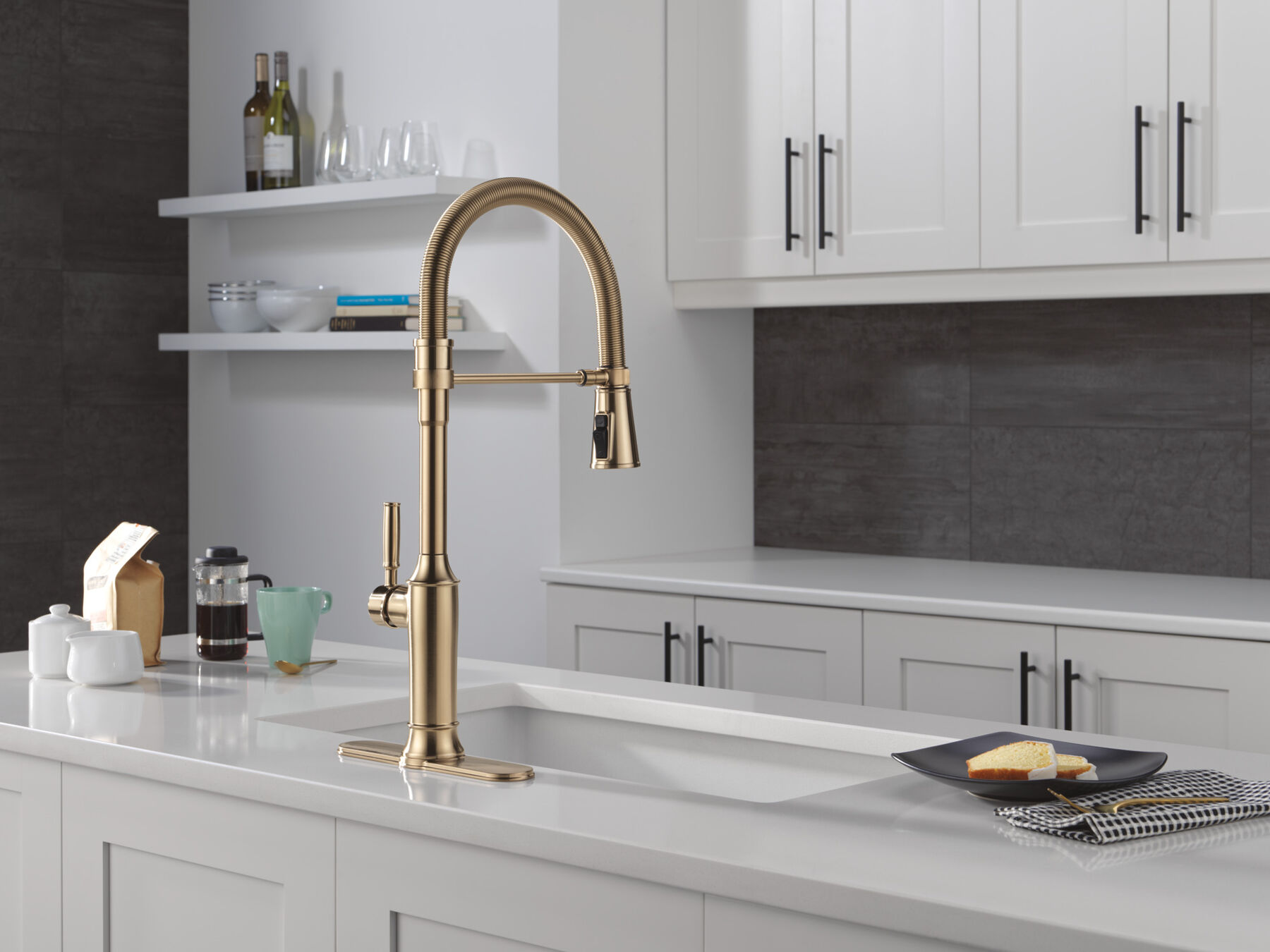 Single-Handle Pull-Down Spring Kitchen Faucet
