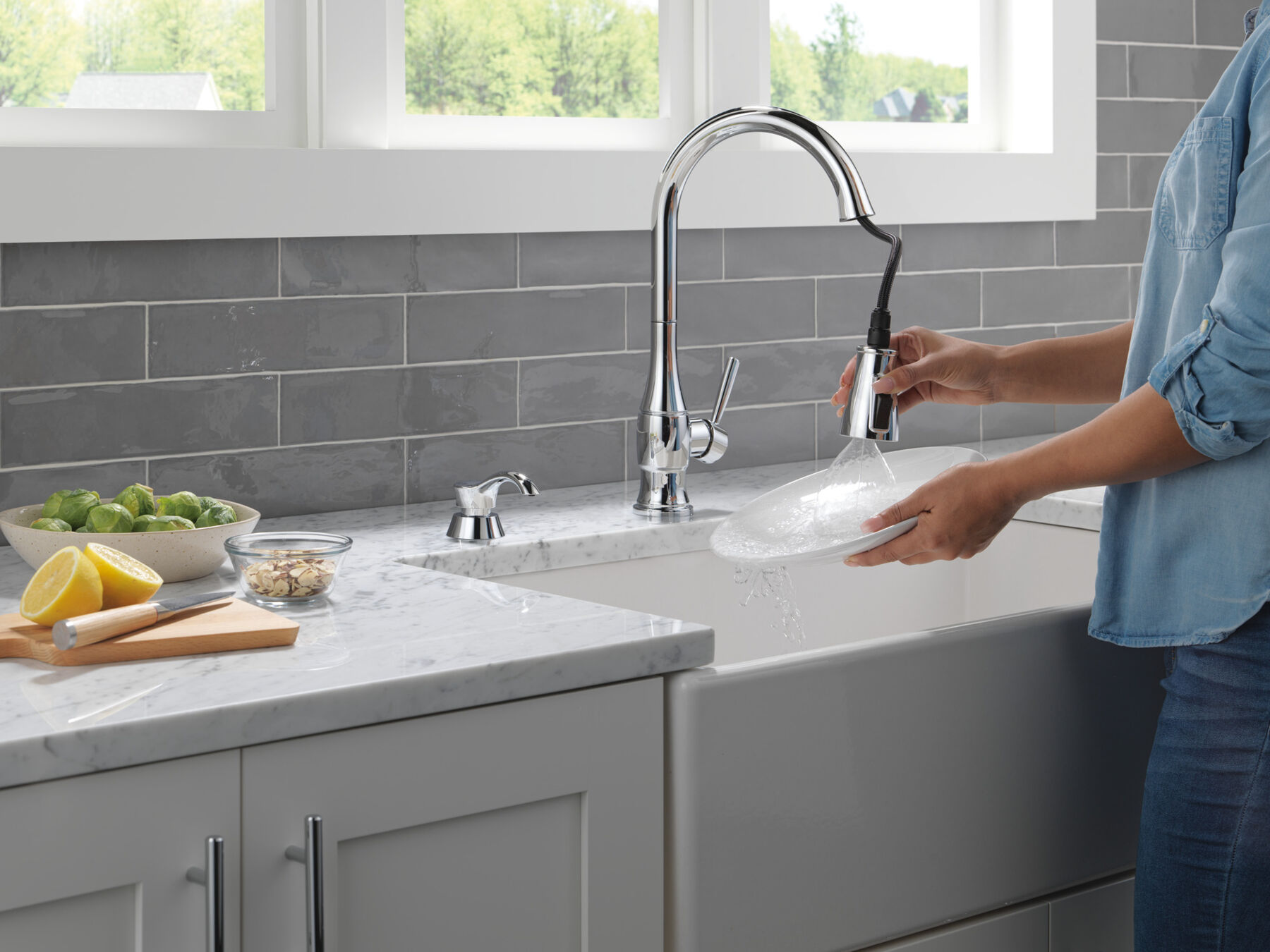 Pull-Down Kitchen Faucet w/Soap (Recertified)