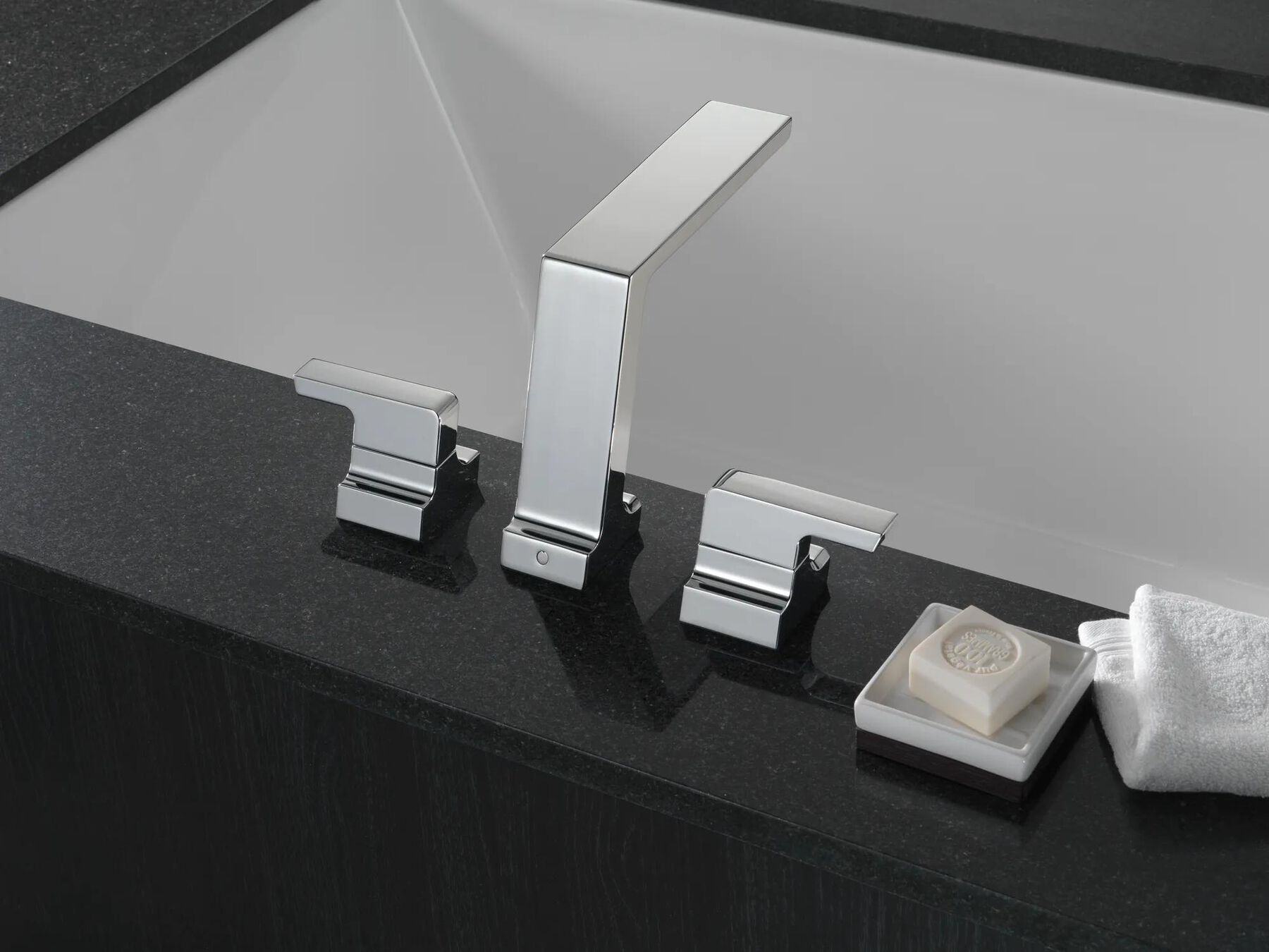 Roman Tub Trim (Recertified)