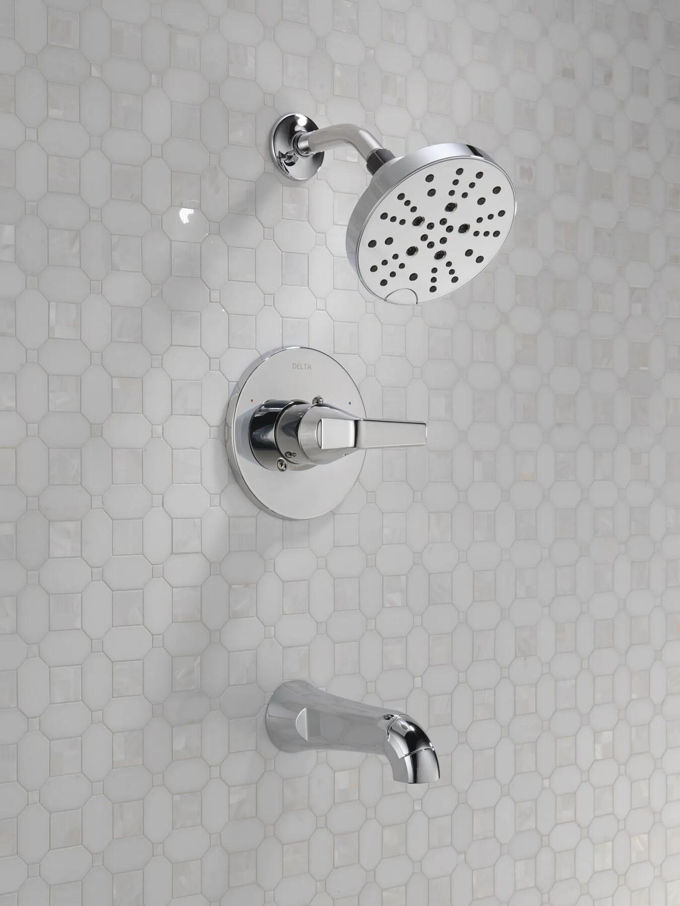 Monitor&reg; 14 Series Tub and Shower