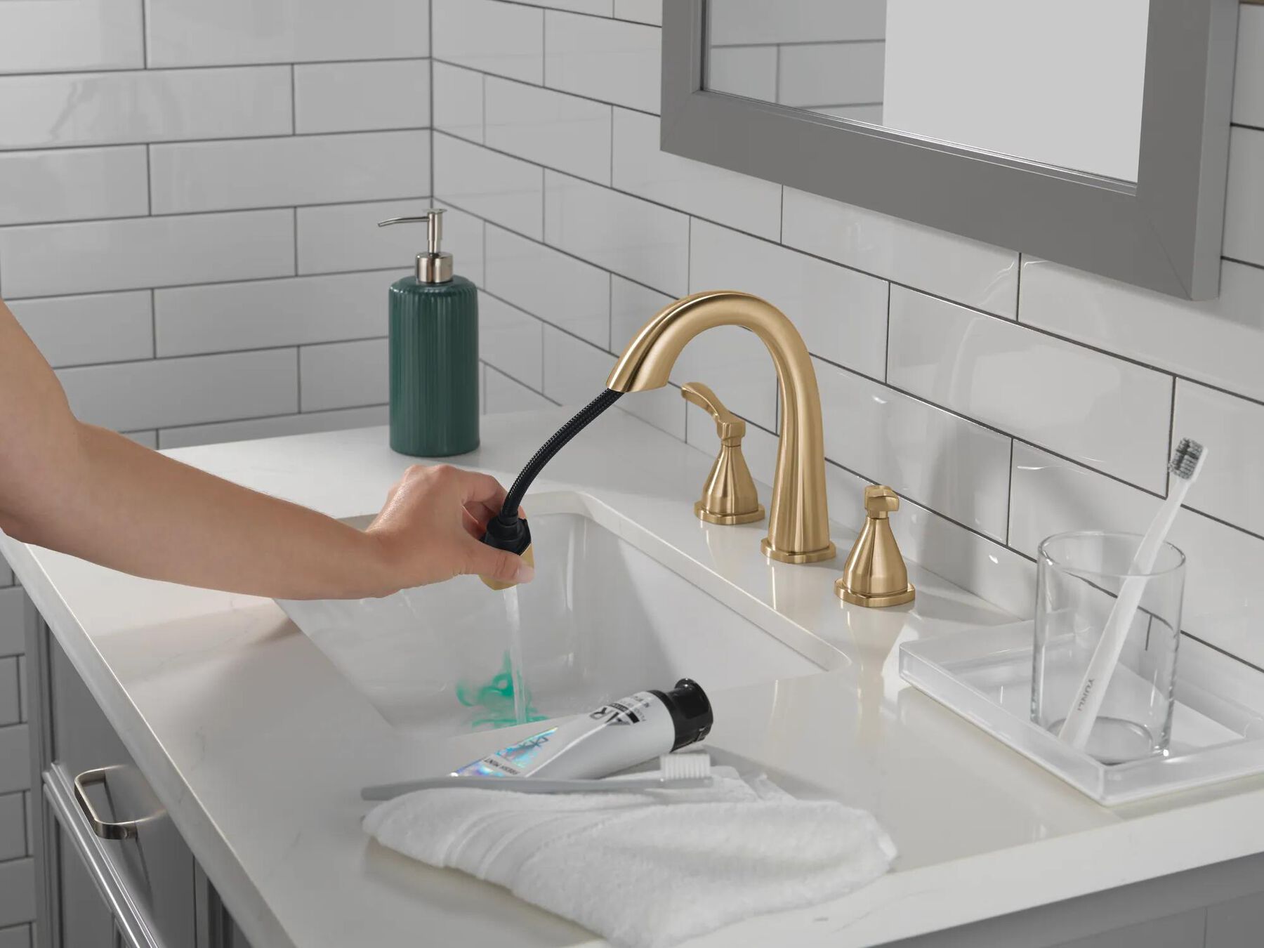 Two Handle Widespread Pull Down Bathroom Faucet