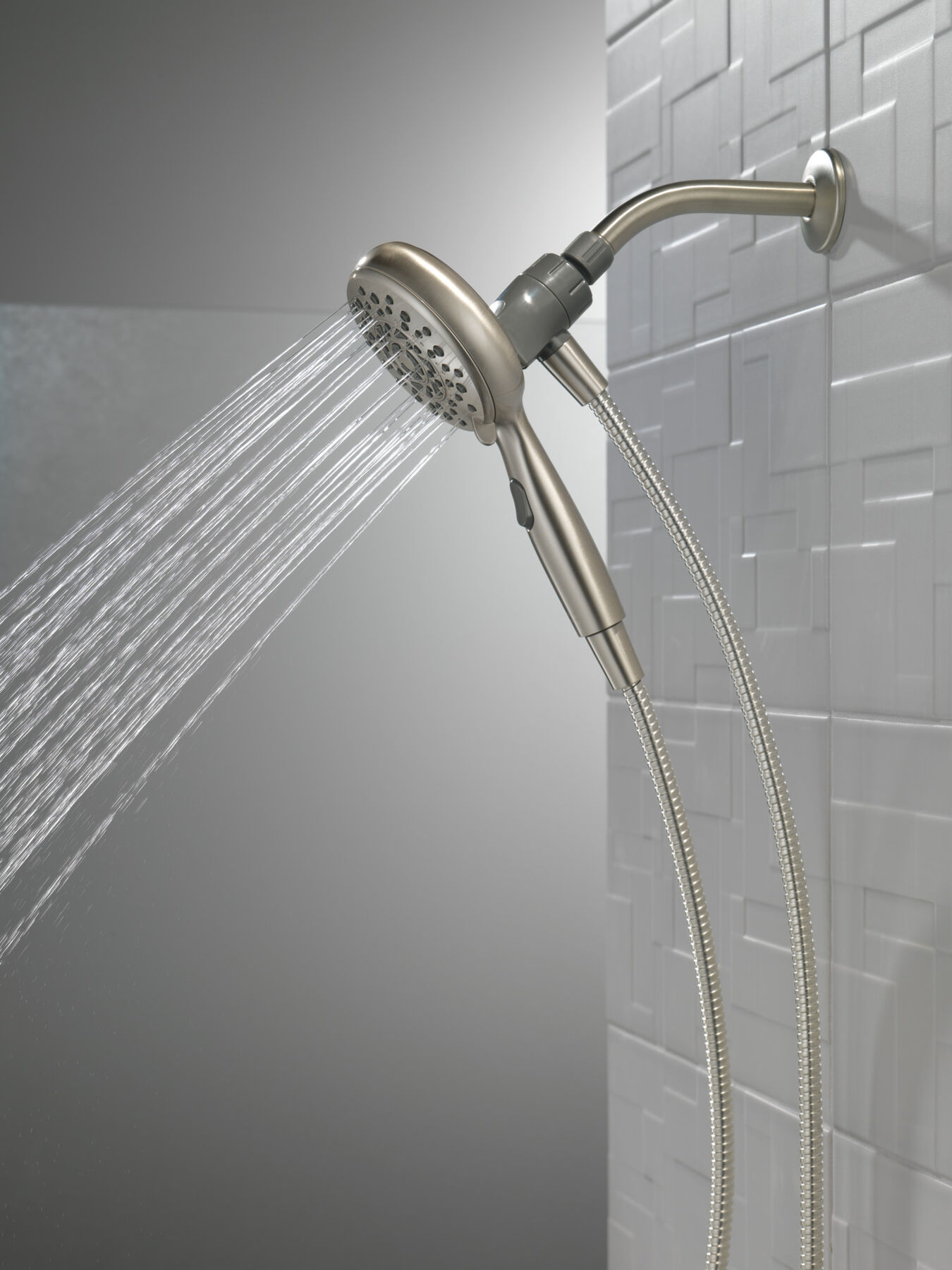 6-Setting SureDock&reg; Magnetic Hand Shower (Recertified)