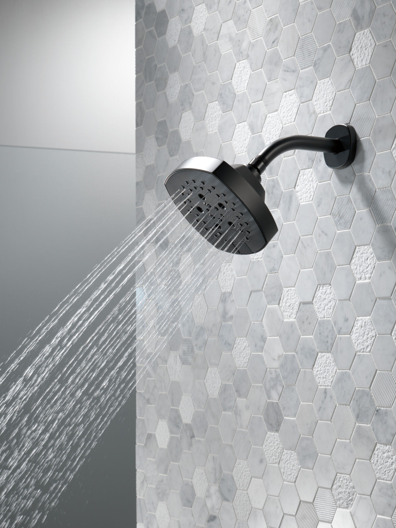 H<sub>2</sub>Okinetic&reg; 5-Setting  Shower Head (Recertified)