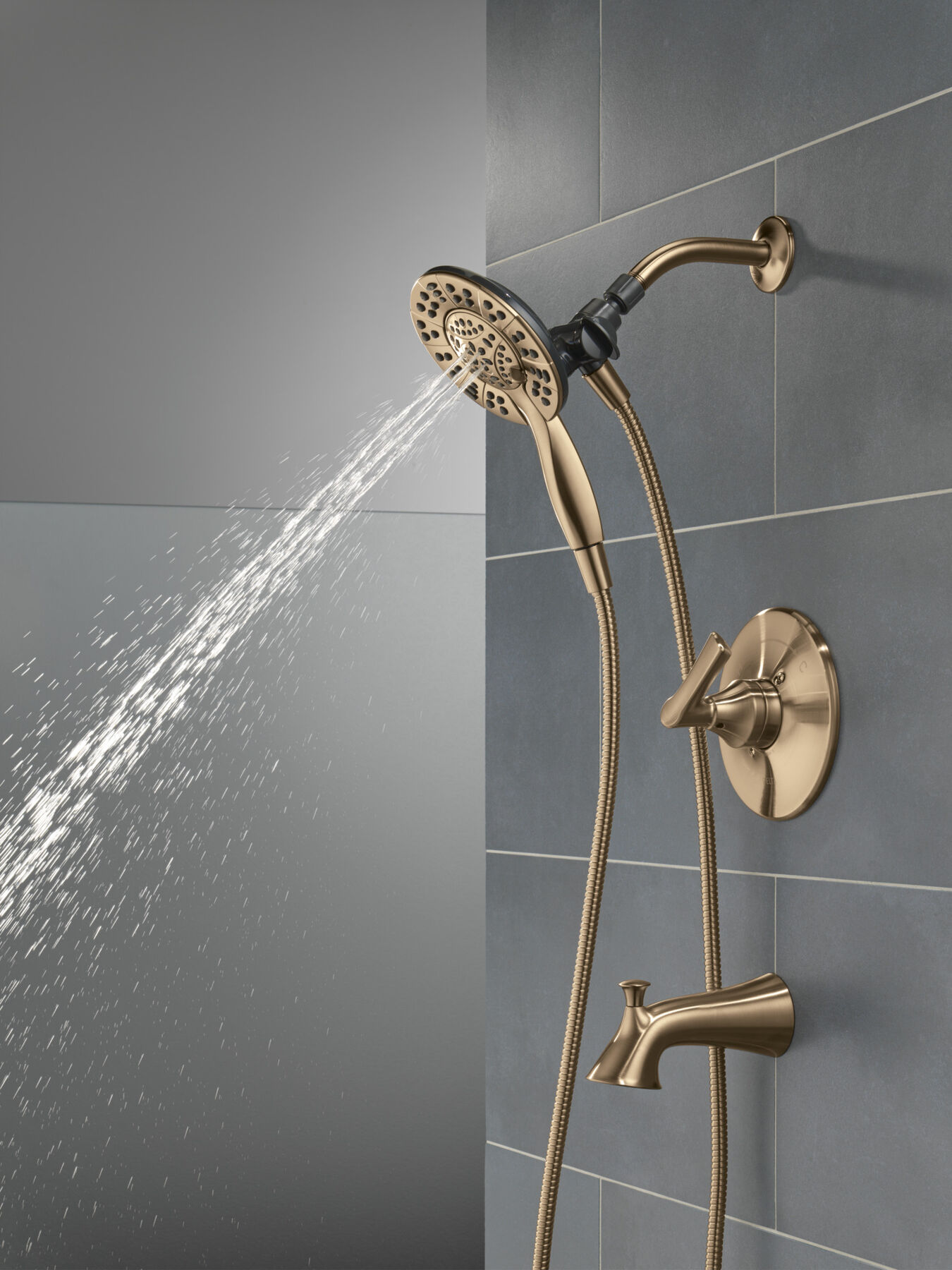 Monitor&reg;&nbsp;14 Series Tub & Shower With In2ition&reg;