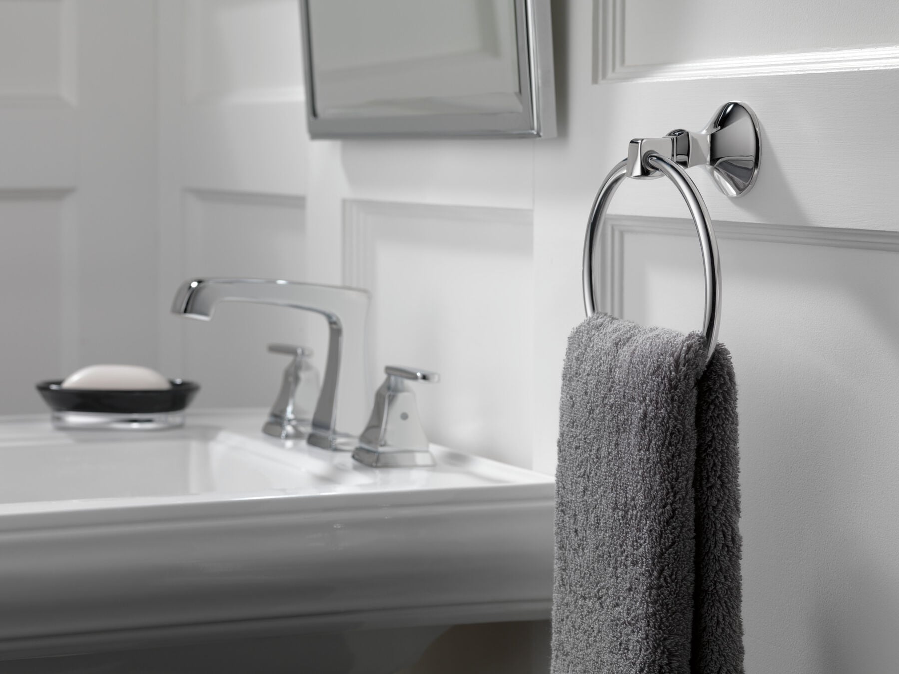Two Handle Widespread Bathroom Faucet