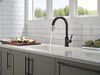 Single Handle Pull-Down Kitchen Faucet&nbsp;