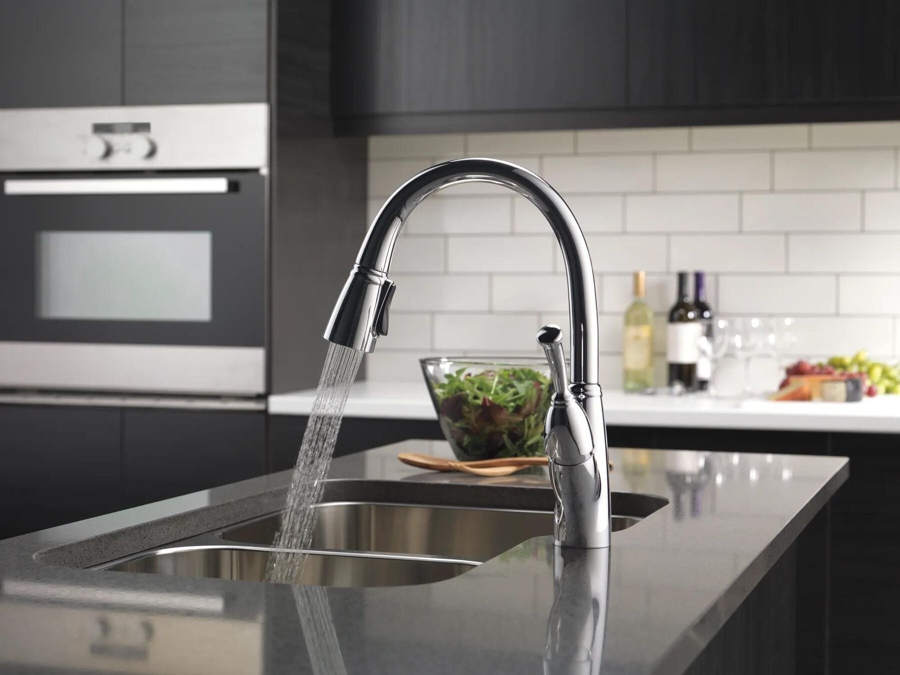 Single Handle Pull-Down Kitchen Faucet