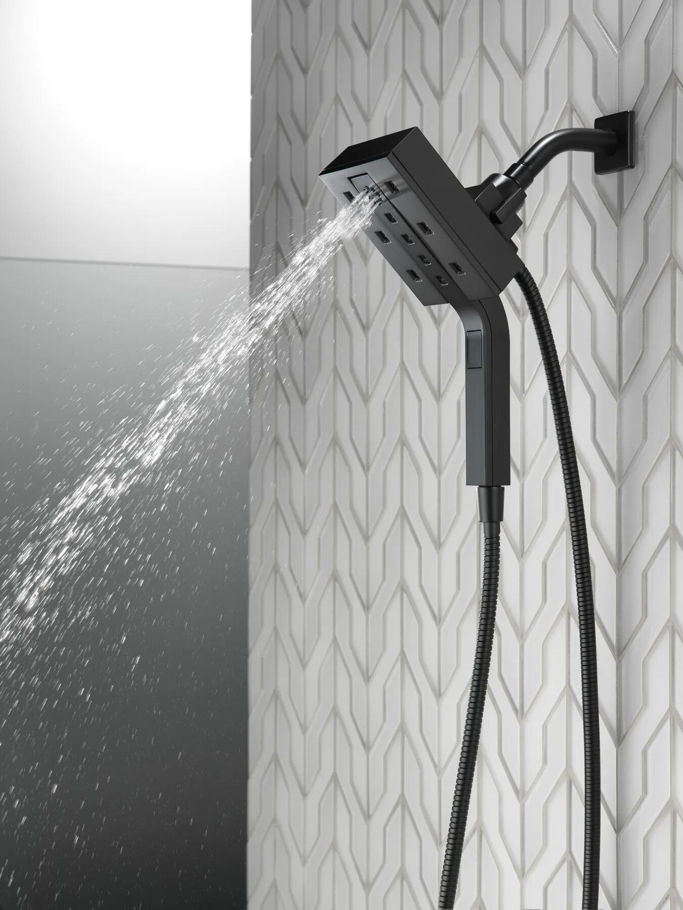 H<sub>2</sub>Okinetic&reg; In2ition&reg; 4-Setting Two-in-One Shower