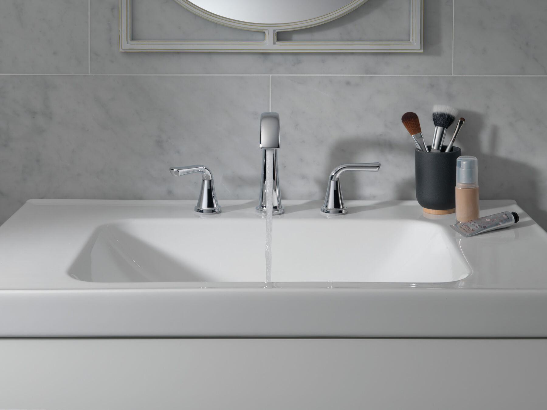 Two Handle Widespread Bathroom Faucet