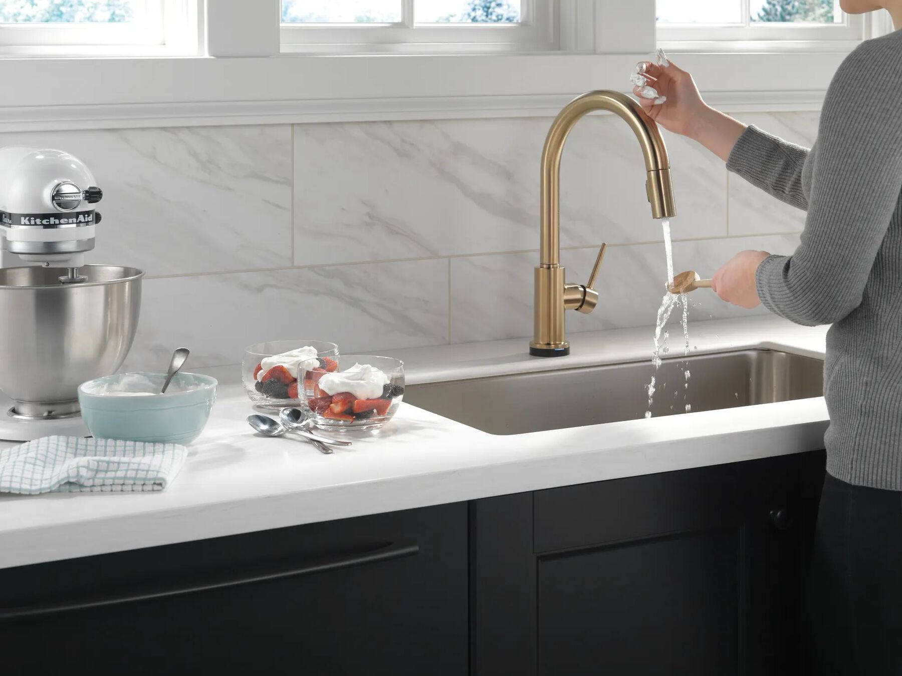VoiceIQ&reg; Single-Handle Pull-Down Kitchen Faucet with Touch<sub>2</sub>O&reg; Technology (Recertified)