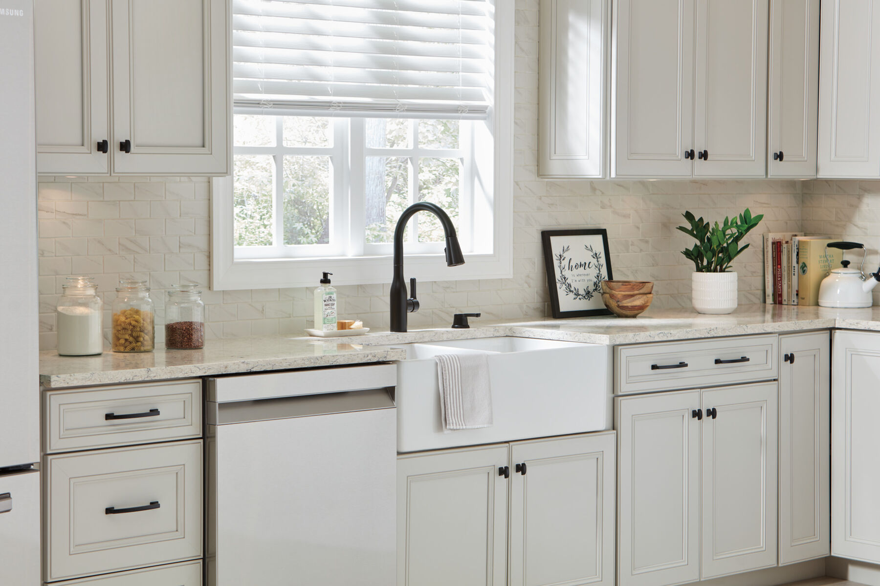 Single Handle Pull-Down Kitchen Faucet with Soap Dispenser and ShieldSpray&reg; Technology (Recertified)
