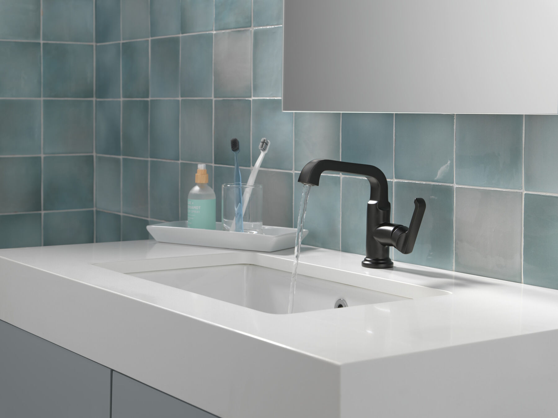 Single Handle Bathroom Faucet