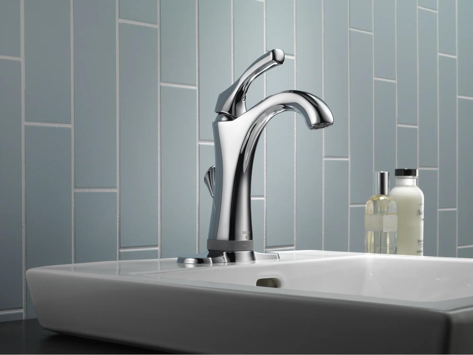 Single Handle Bathroom Faucet with Touch2O.xt&reg; Technology