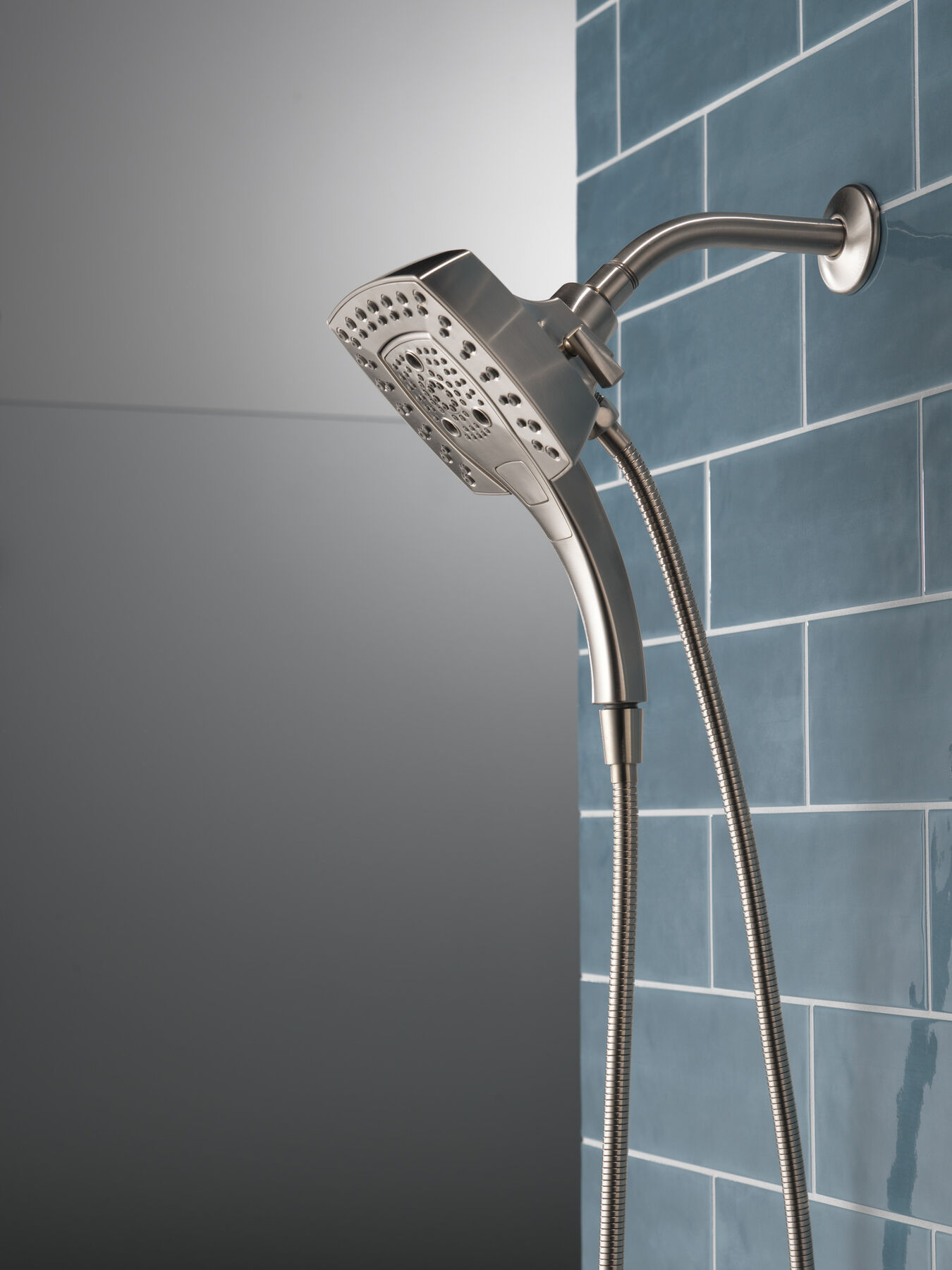 H<sub>2</sub>Okinetic&reg; In2ition&reg; 5-Setting Two-in-One Shower