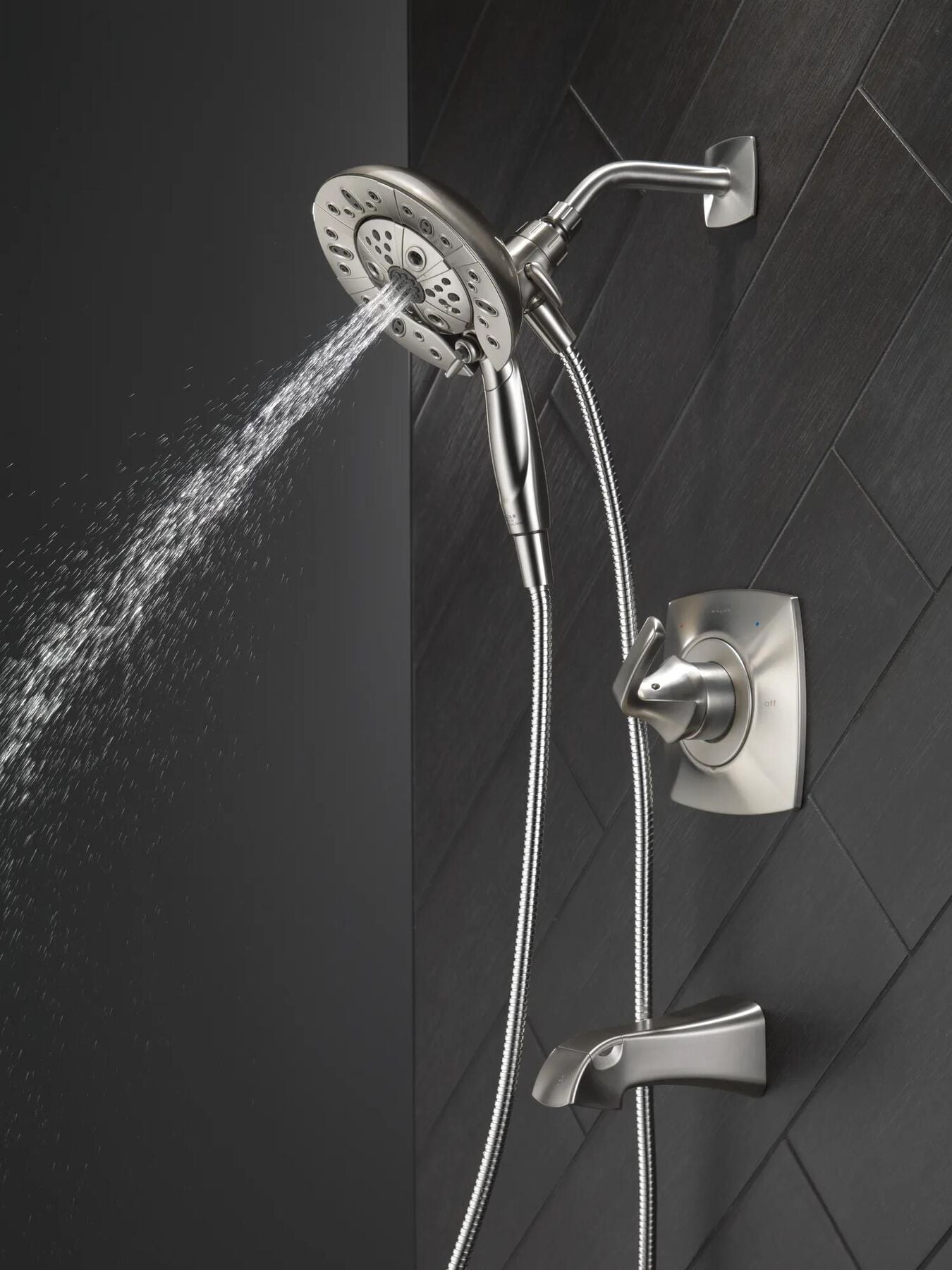Monitor&reg; 14 Series Tub and Shower with In2ition&reg; Two-in-One Shower