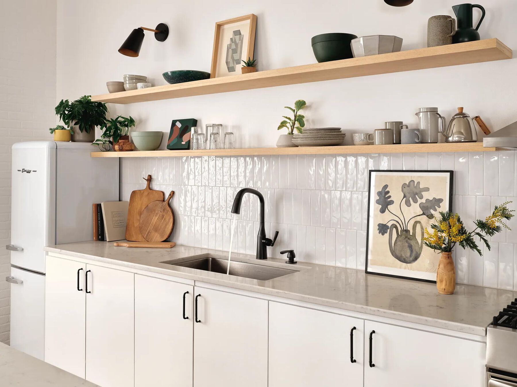 Single Handle Pull-Down Kitchen Faucet