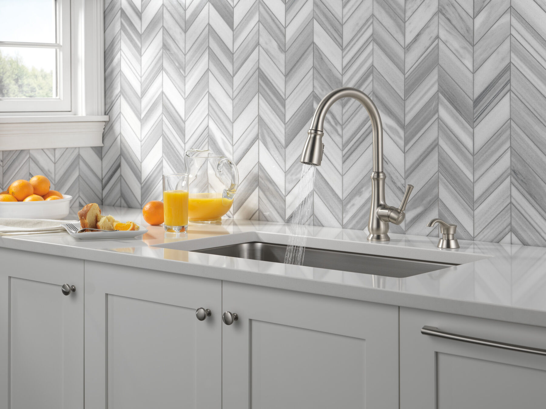 Pull-Down Kitchen Faucet w/Soap (Recertified)