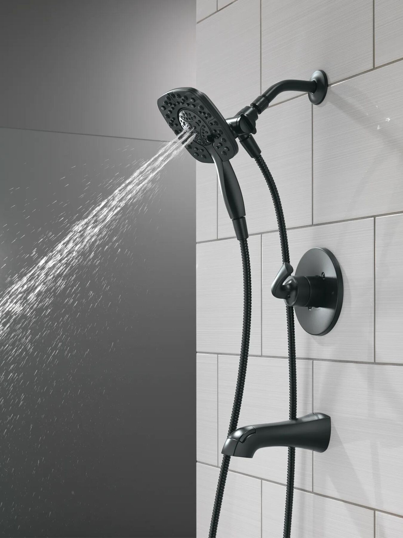 Monitor&reg; 14 Series Tub and Shower (Recertified)