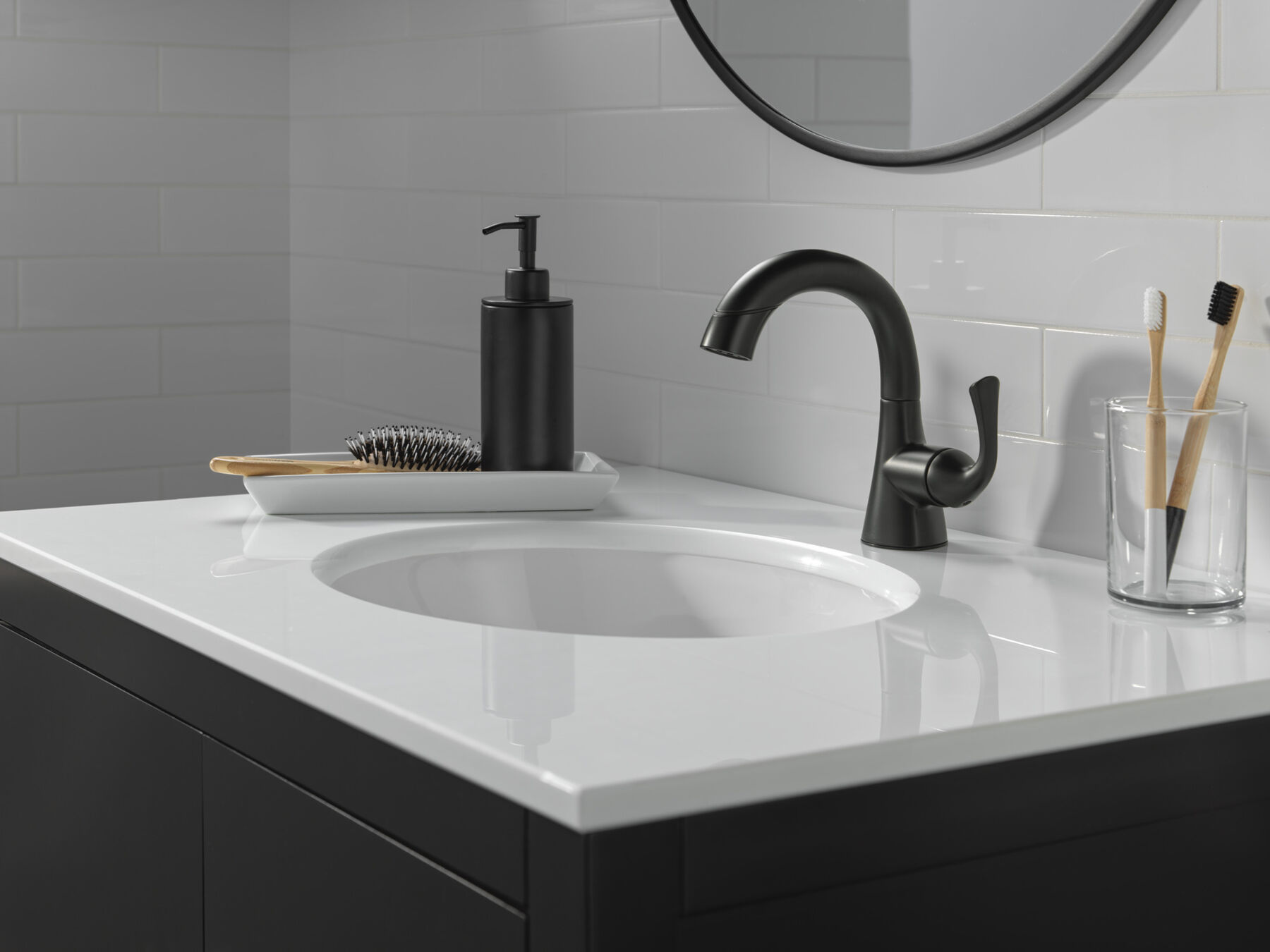 Single Handle Pull-Down Bathroom Faucet