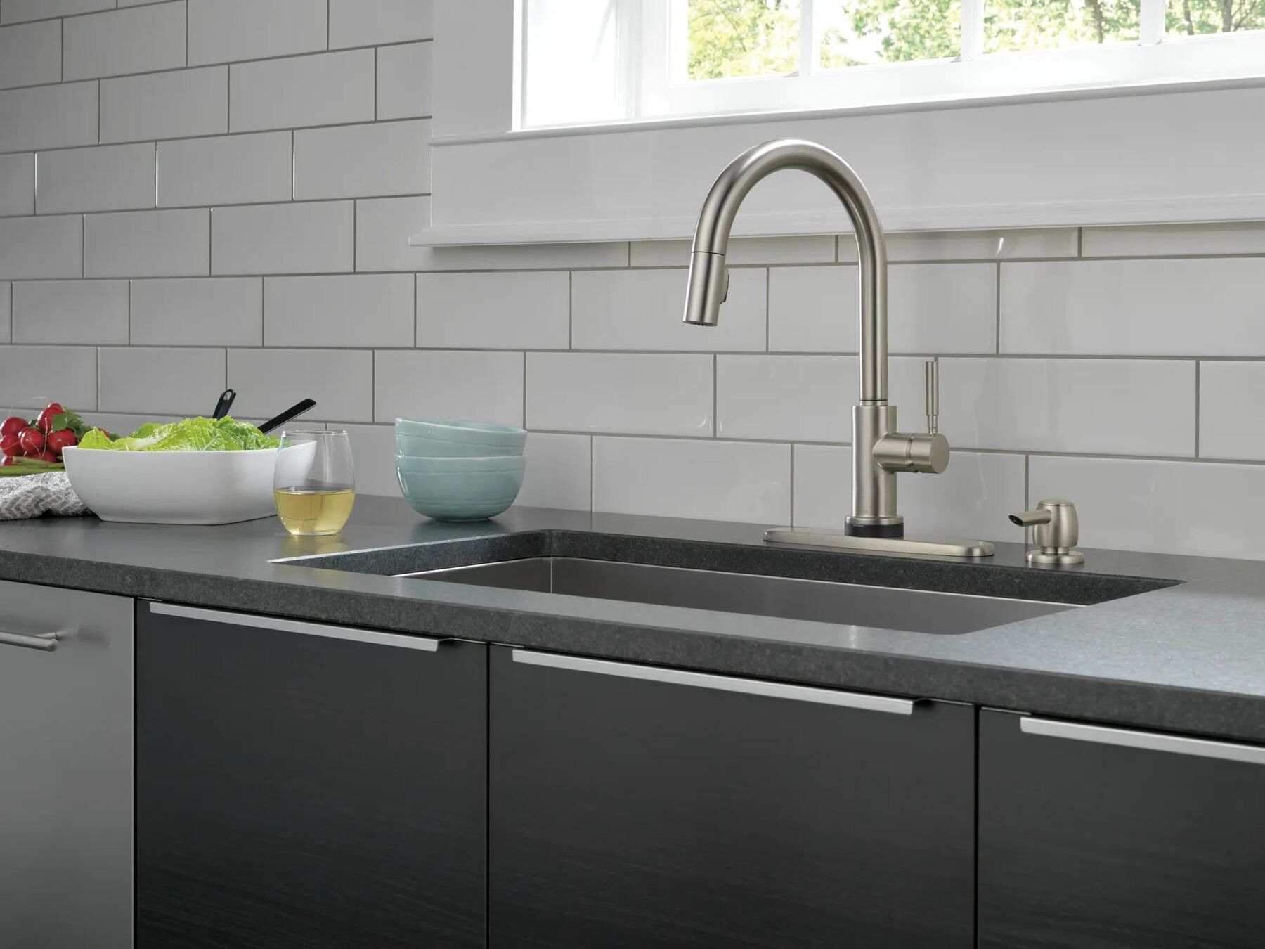 Single Handle Pull-Down Kitchen Faucet with Touch<sub>2</sub>O&reg; Technology Technology and Soap Dispenser