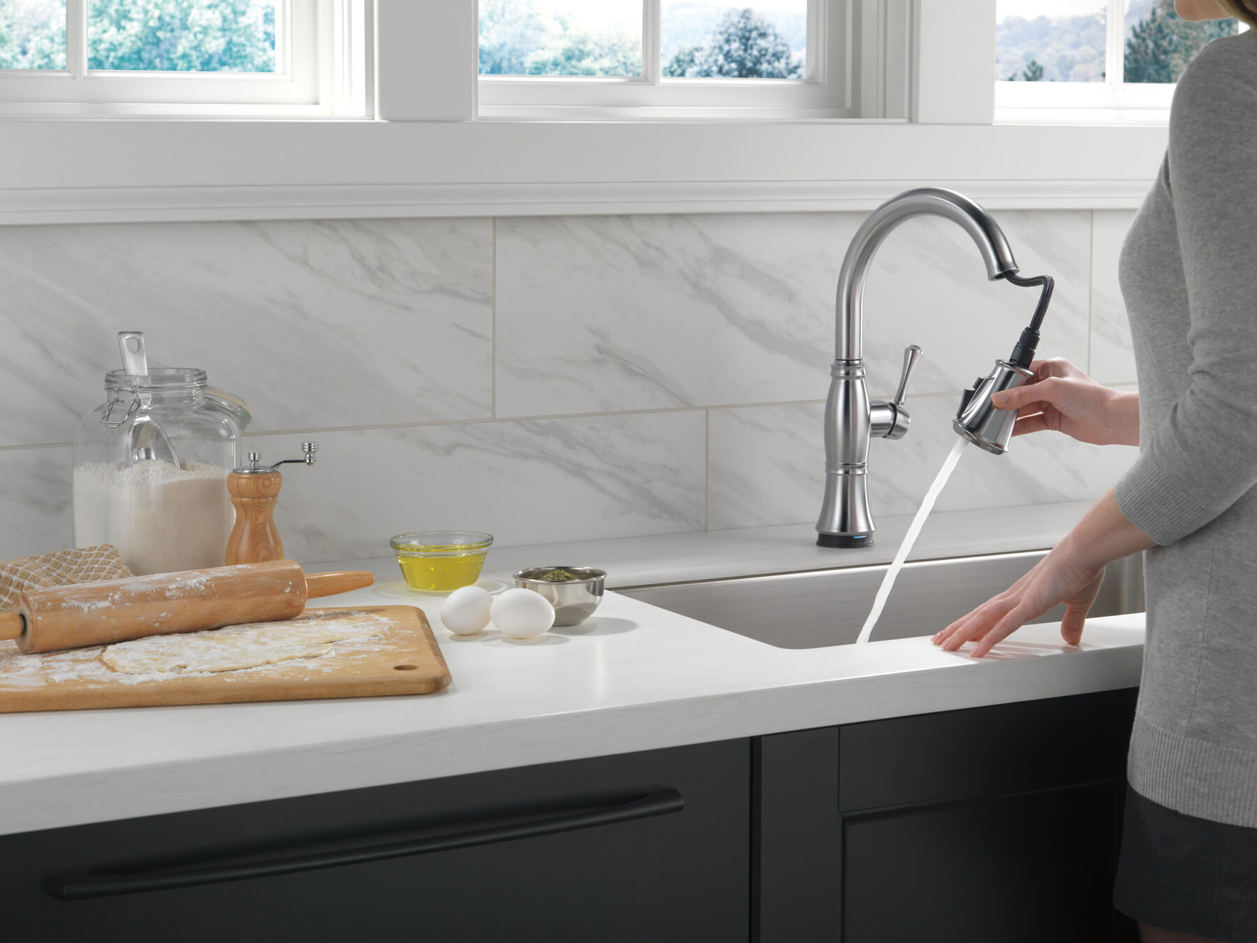 Single Handle Pull-Down Kitchen Faucet with Touch<sub>2</sub>O&reg; Technology and ShieldSpray&reg; Technologies (Recertified)