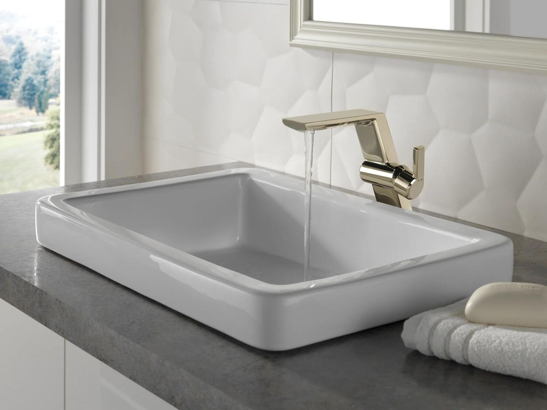 Single Handle Mid-Height Vessel Bathroom Faucet (Recertified)