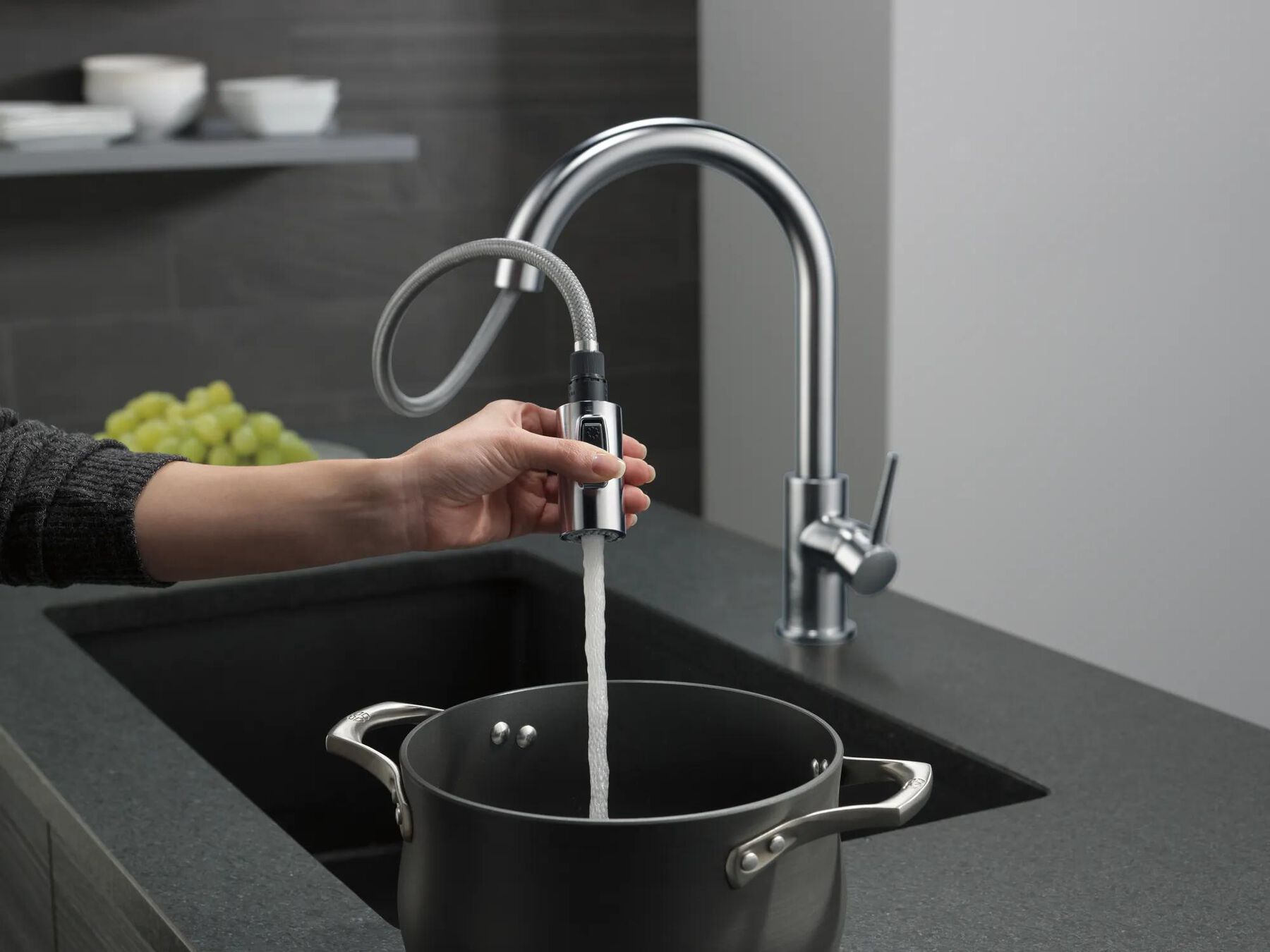 Single Handle Pull-Down Kitchen Limited Swivel (Recertified)
