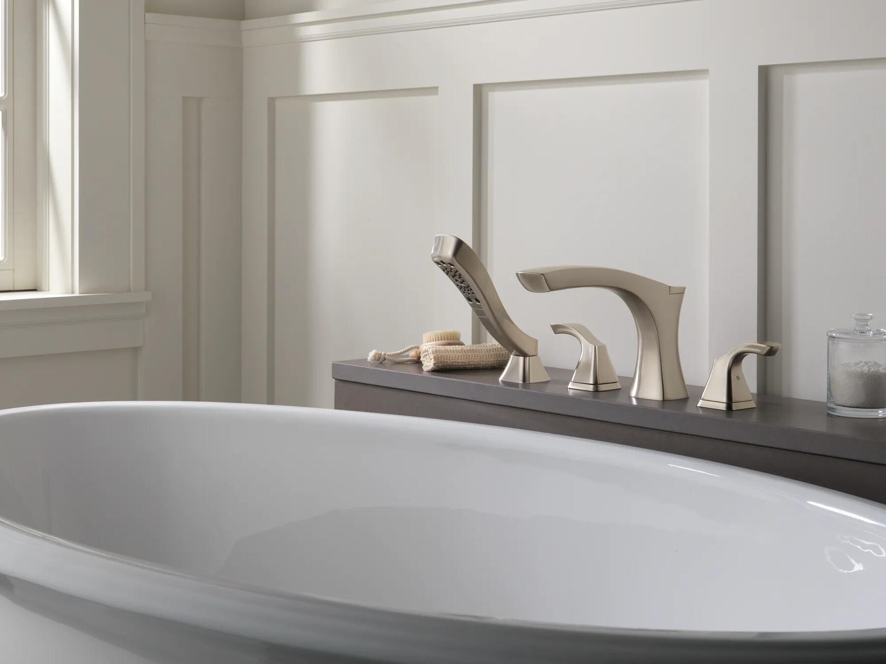 Roman Tub with Hand Shower Trim