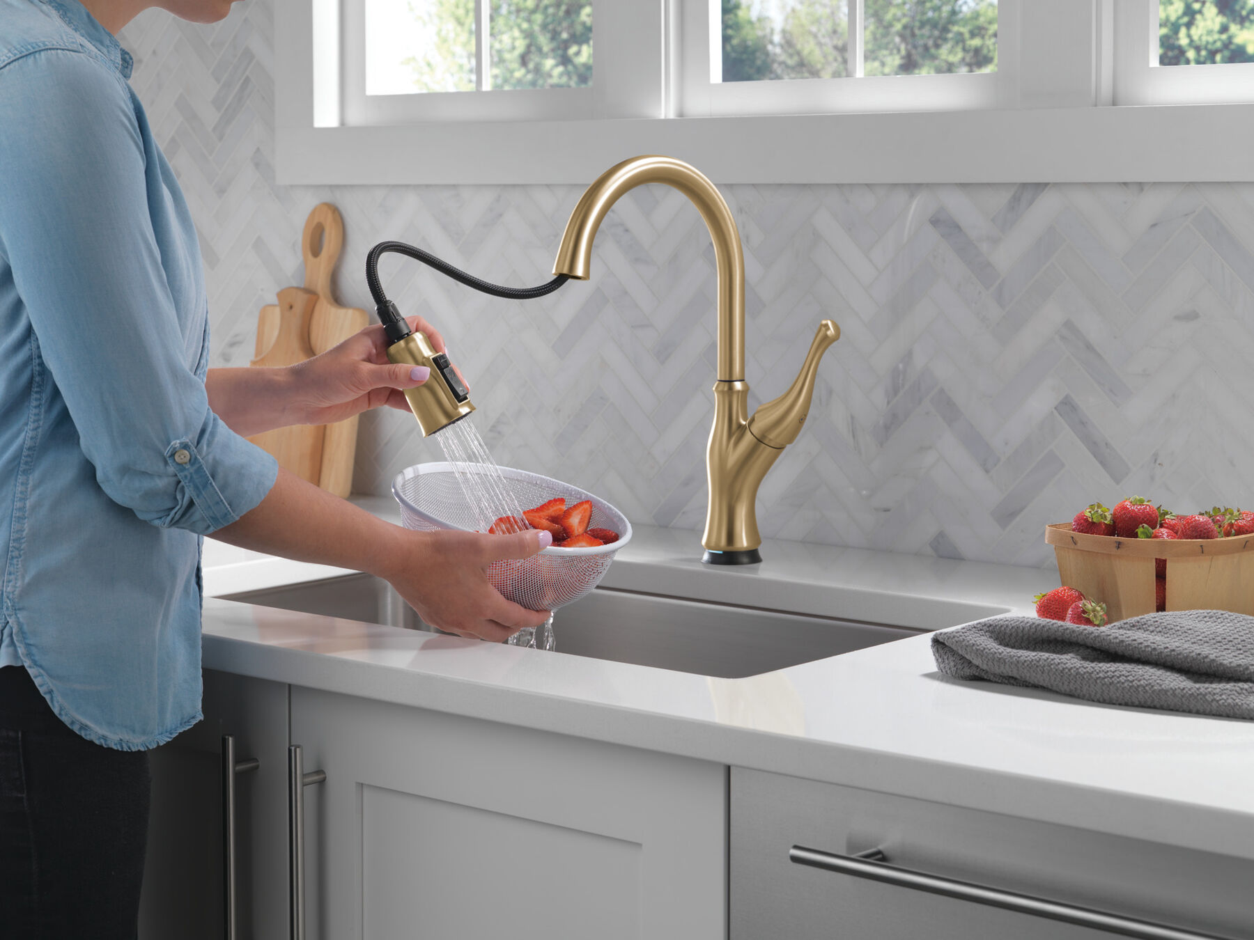 Touch<sub>2</sub>O&reg;  Pull-Down Kitchen Faucet (Recertified)
