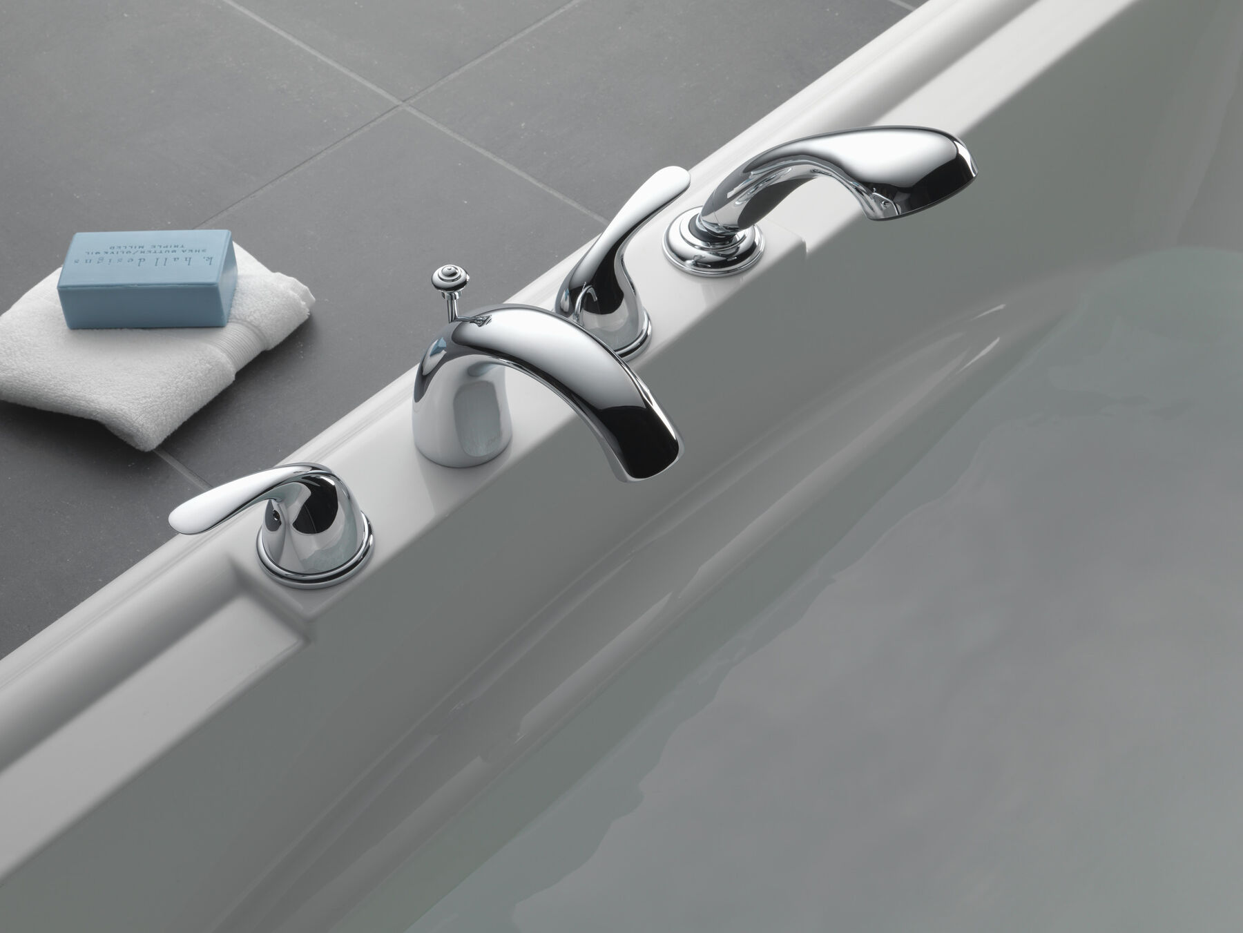 Roman Tub with Hand Shower Trim