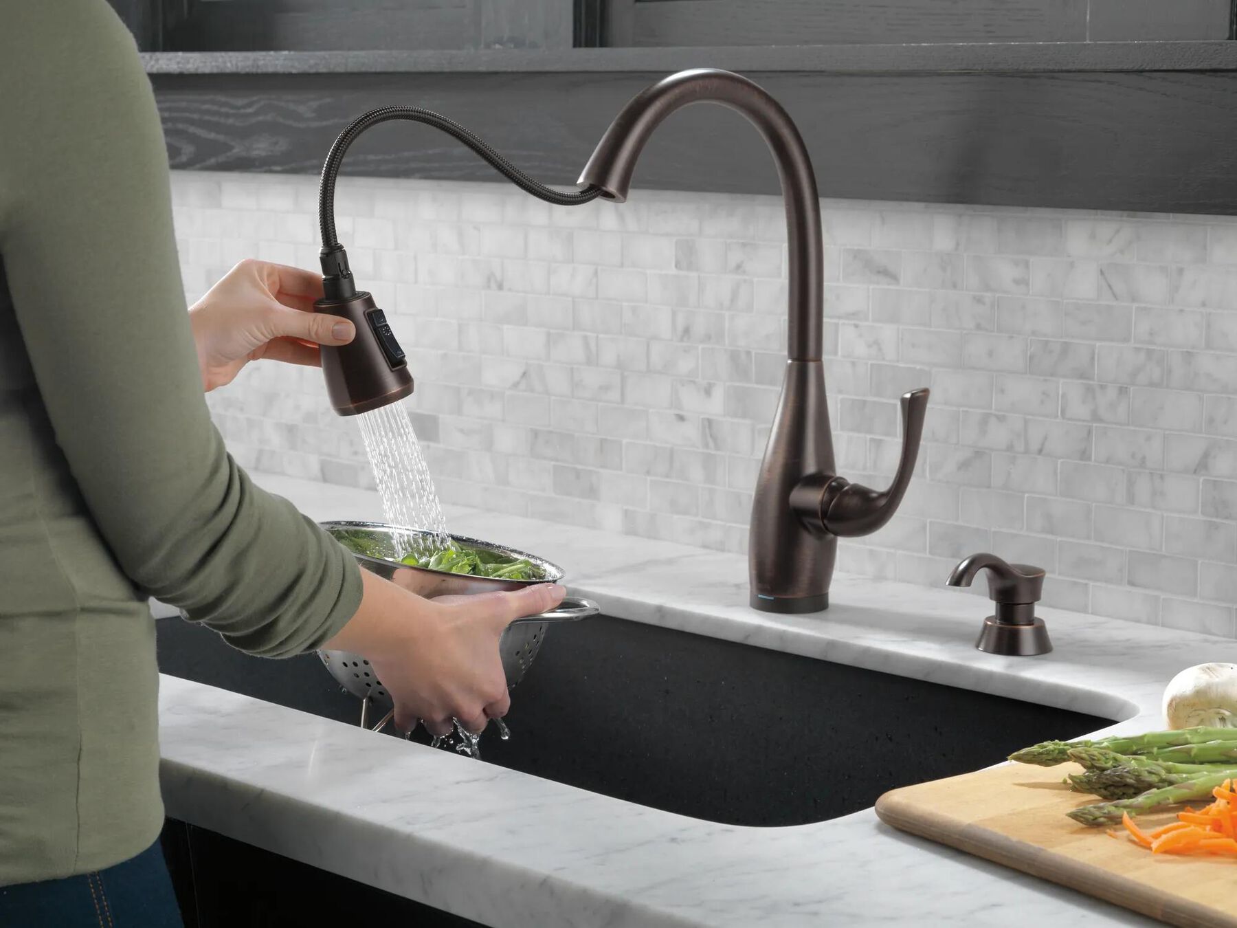 Single Handle Pull-Down Kitchen Faucet with Touch2O&reg; and ShieldSpray&reg; Technologies