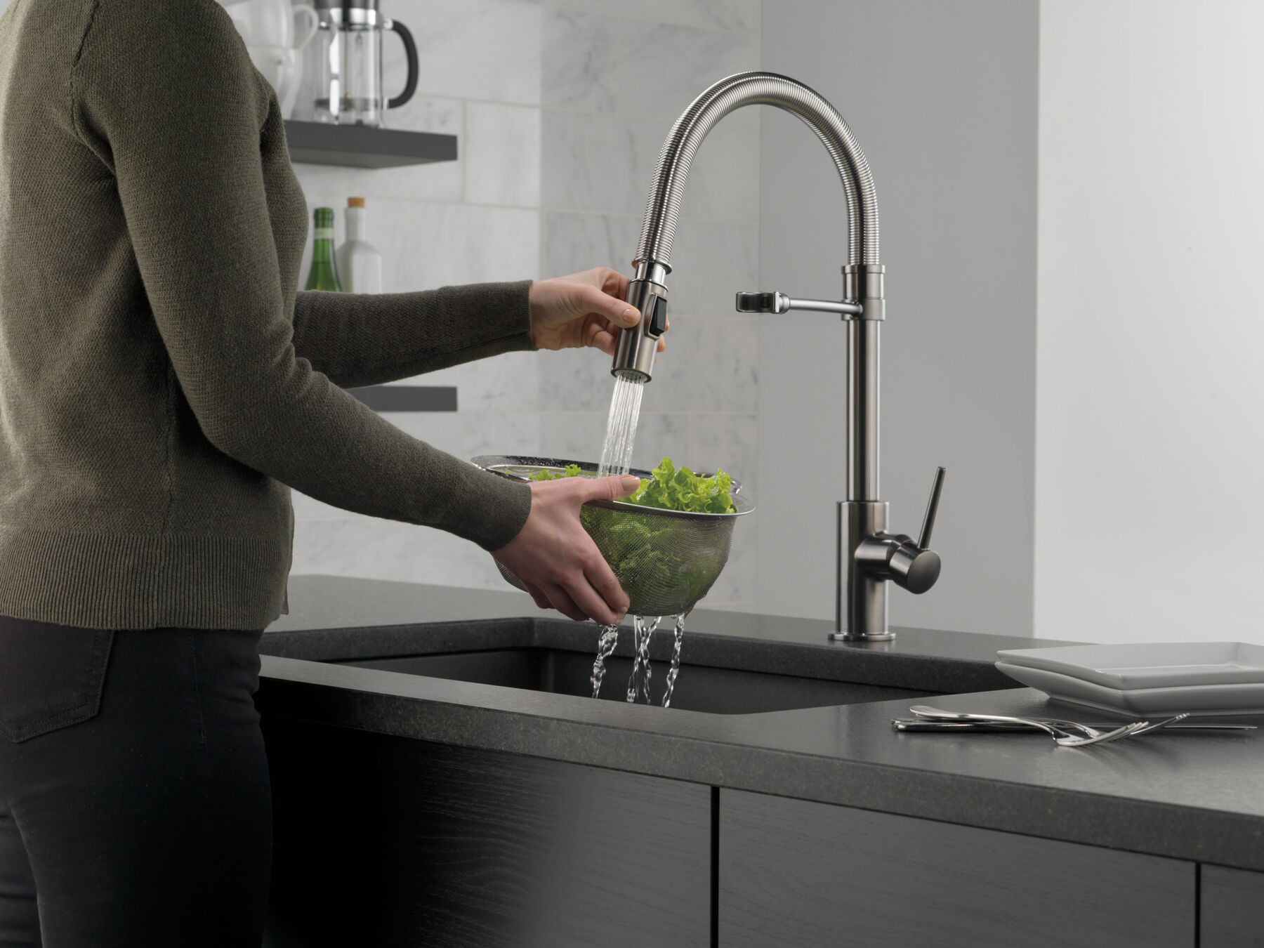 Pull-Down Kitchen Faucet (Recertified)