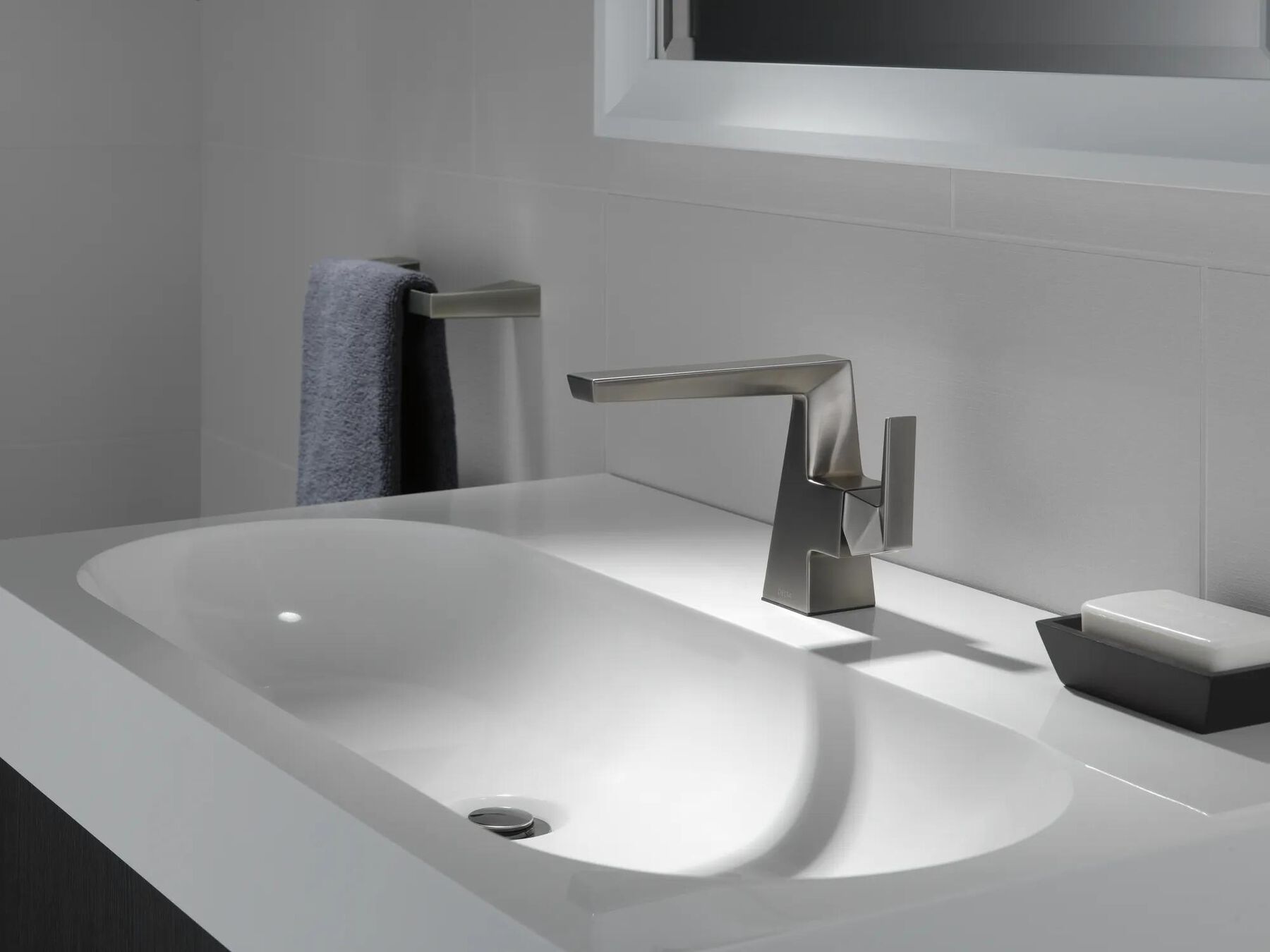 Single Handle Faucet Bathroom Faucet