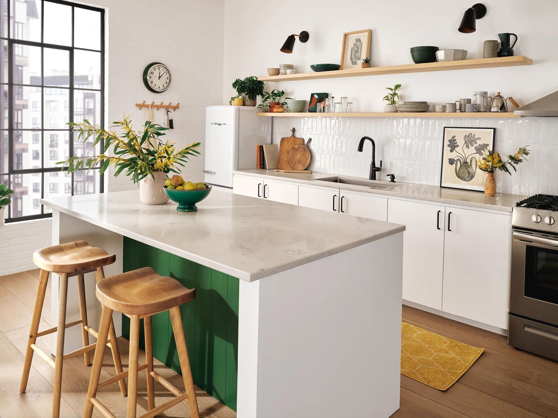 Single Handle Pull-Down Kitchen Faucet