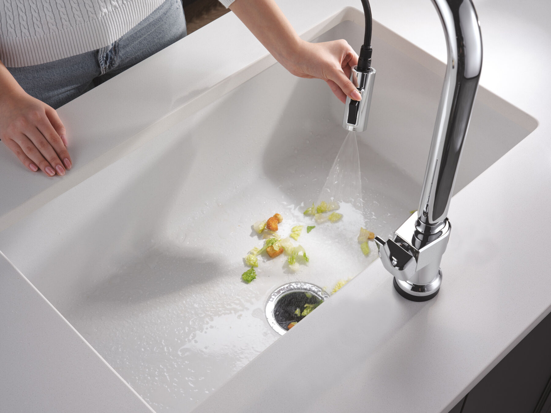 Touch2O&reg; with Touchless Technology Single Handle Pull-Down Kitchen Faucet
