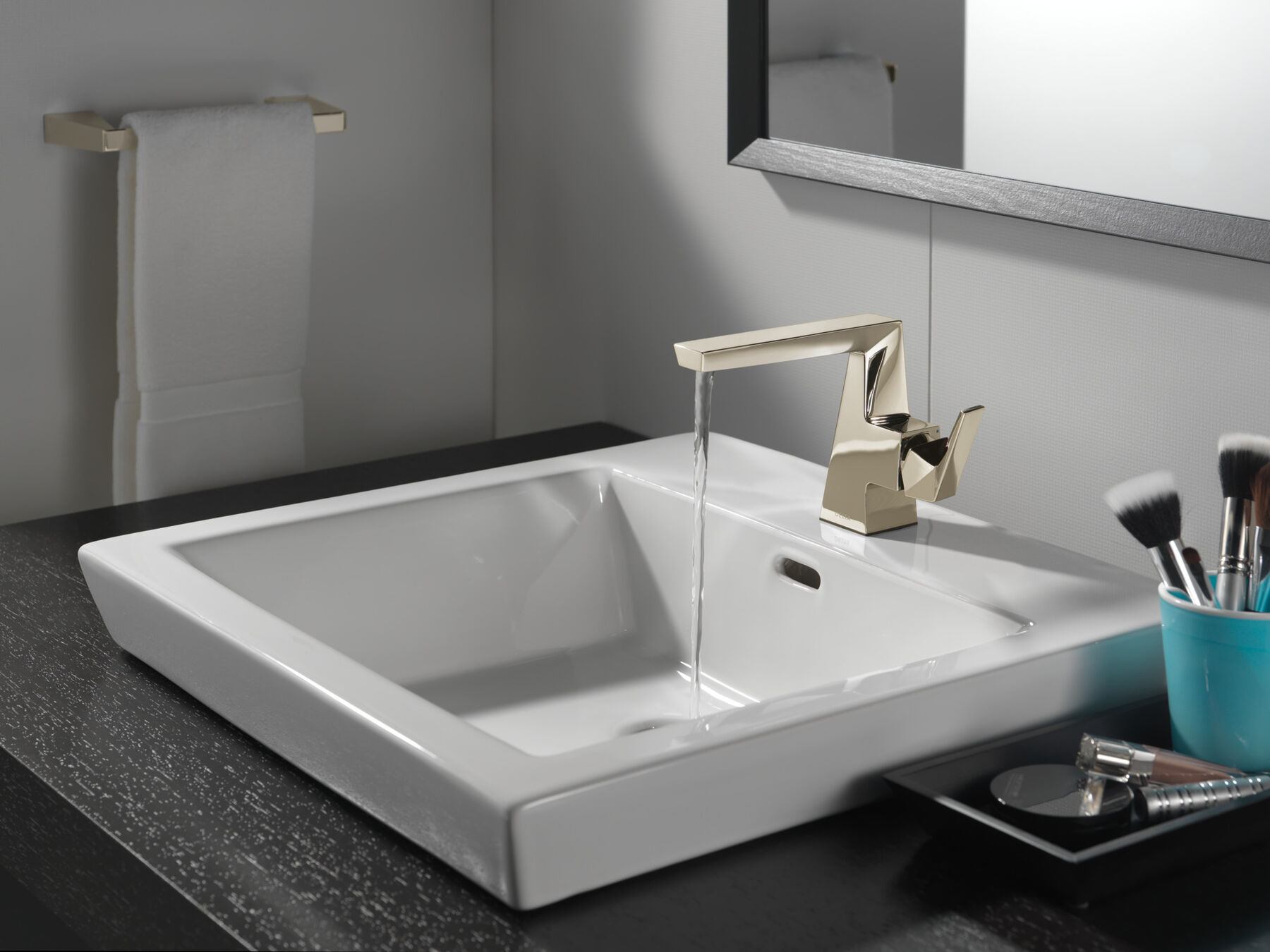 Single Handle Bathroom Faucet (Recertified)