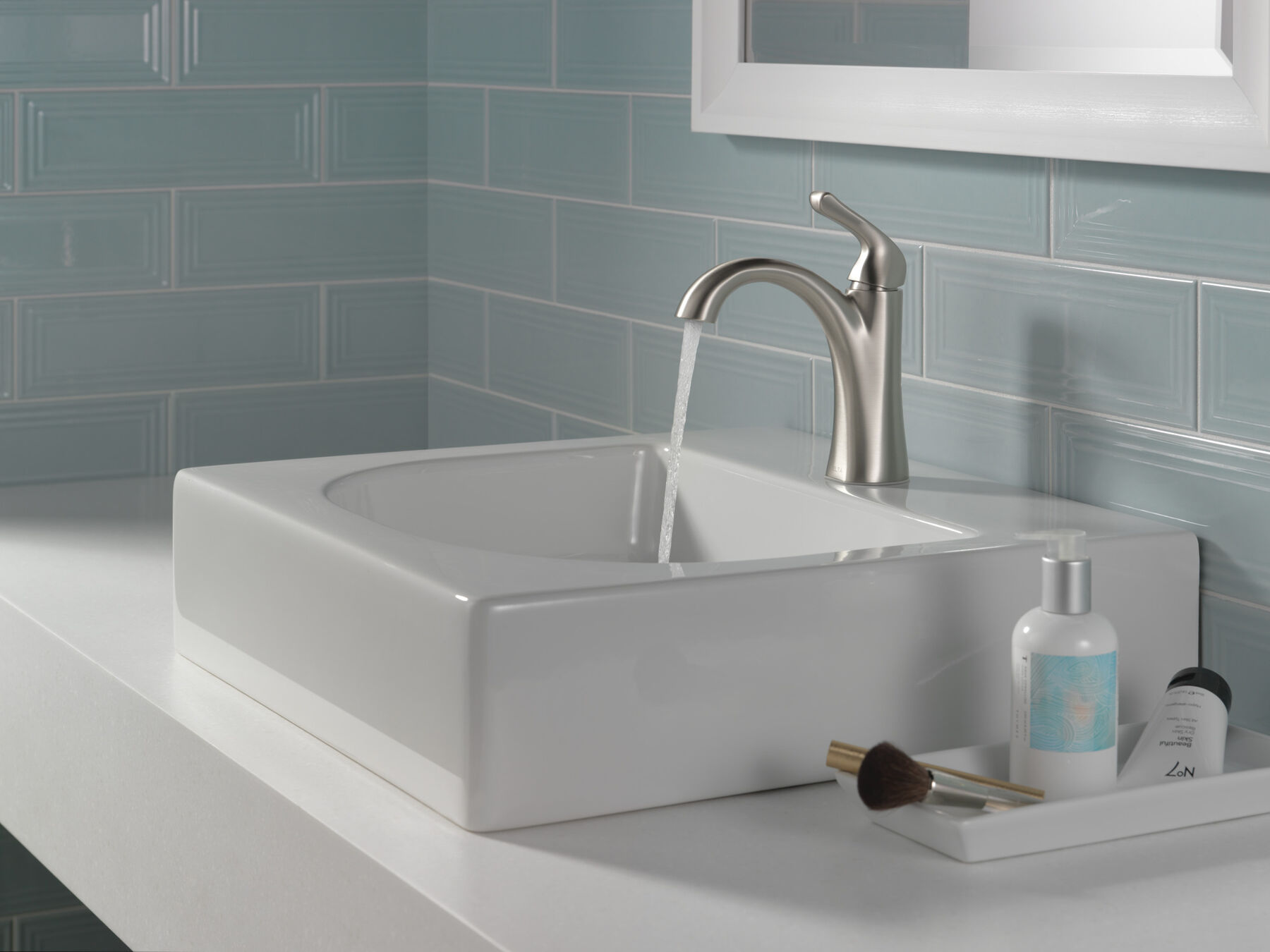 Single Handle Centerset Bathroom Faucet